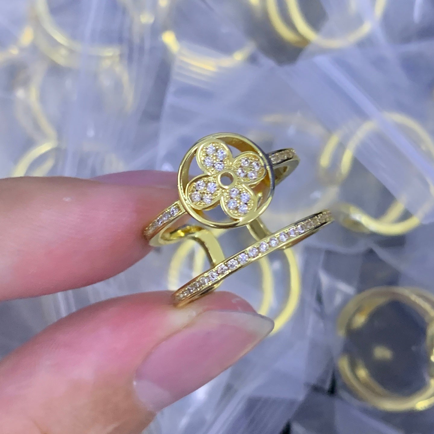 LuxluxHouse Low Price And High Quality Accessories Louis Vuitton