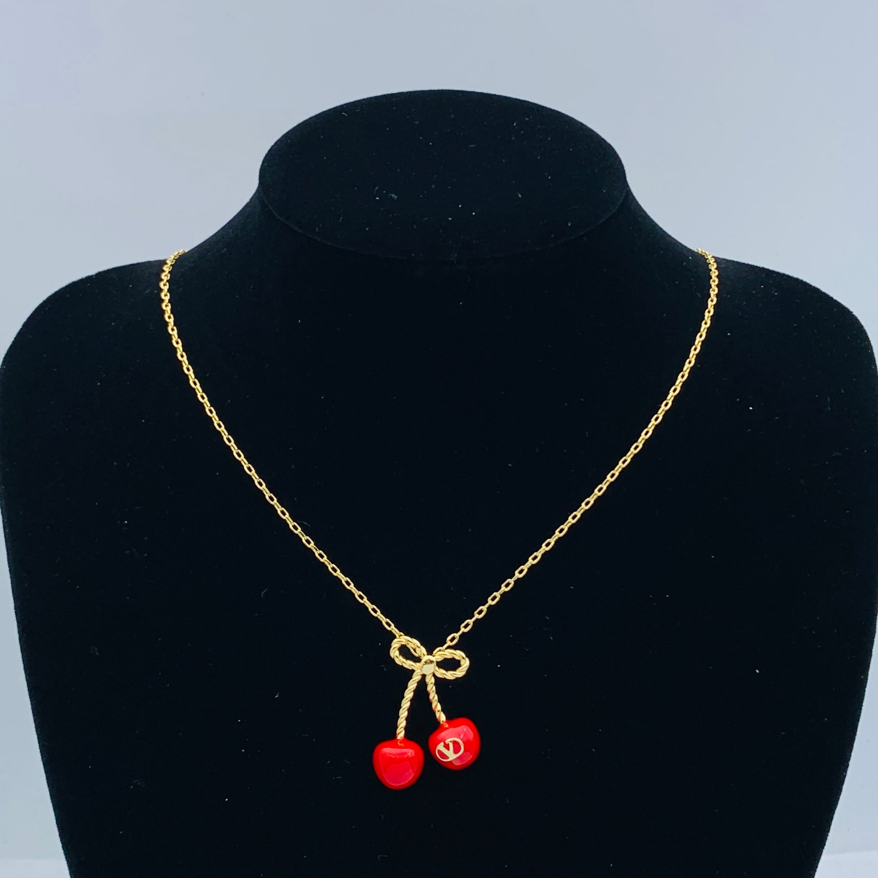 LuxluxHouse Low Price And High Quality Accessories Valentino