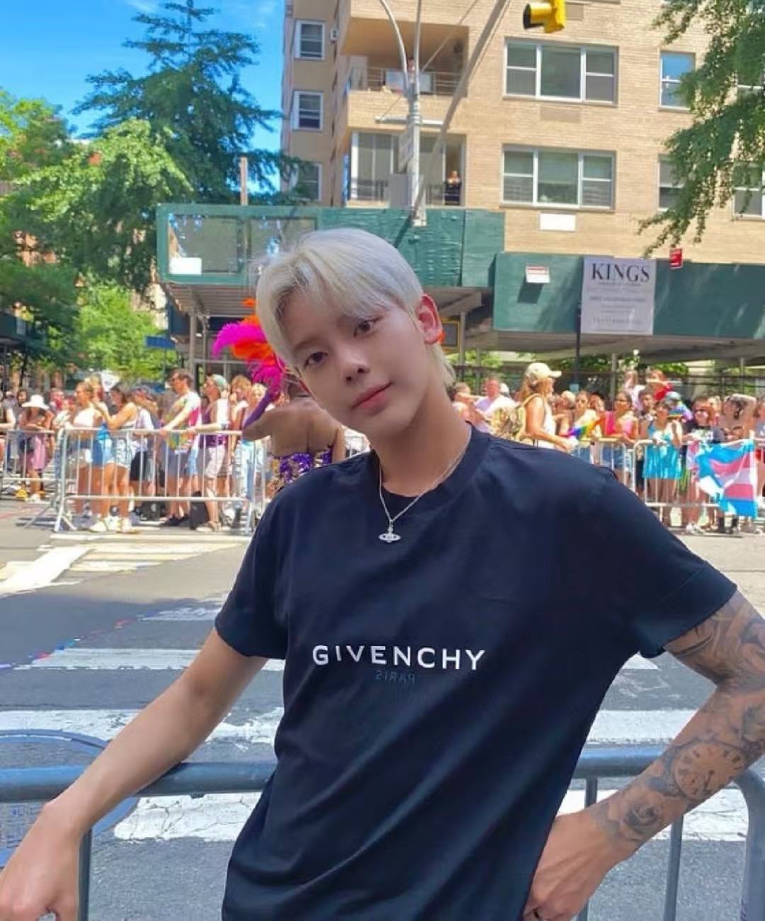 LuxluxHouse Best Quality Clothes Givenchy T-shirt