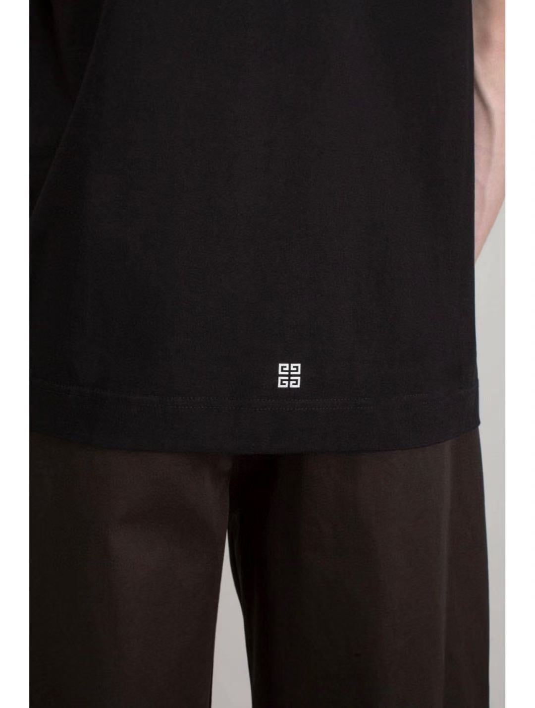 LuxluxHouse Best Quality Clothes Givenchy T-shirt