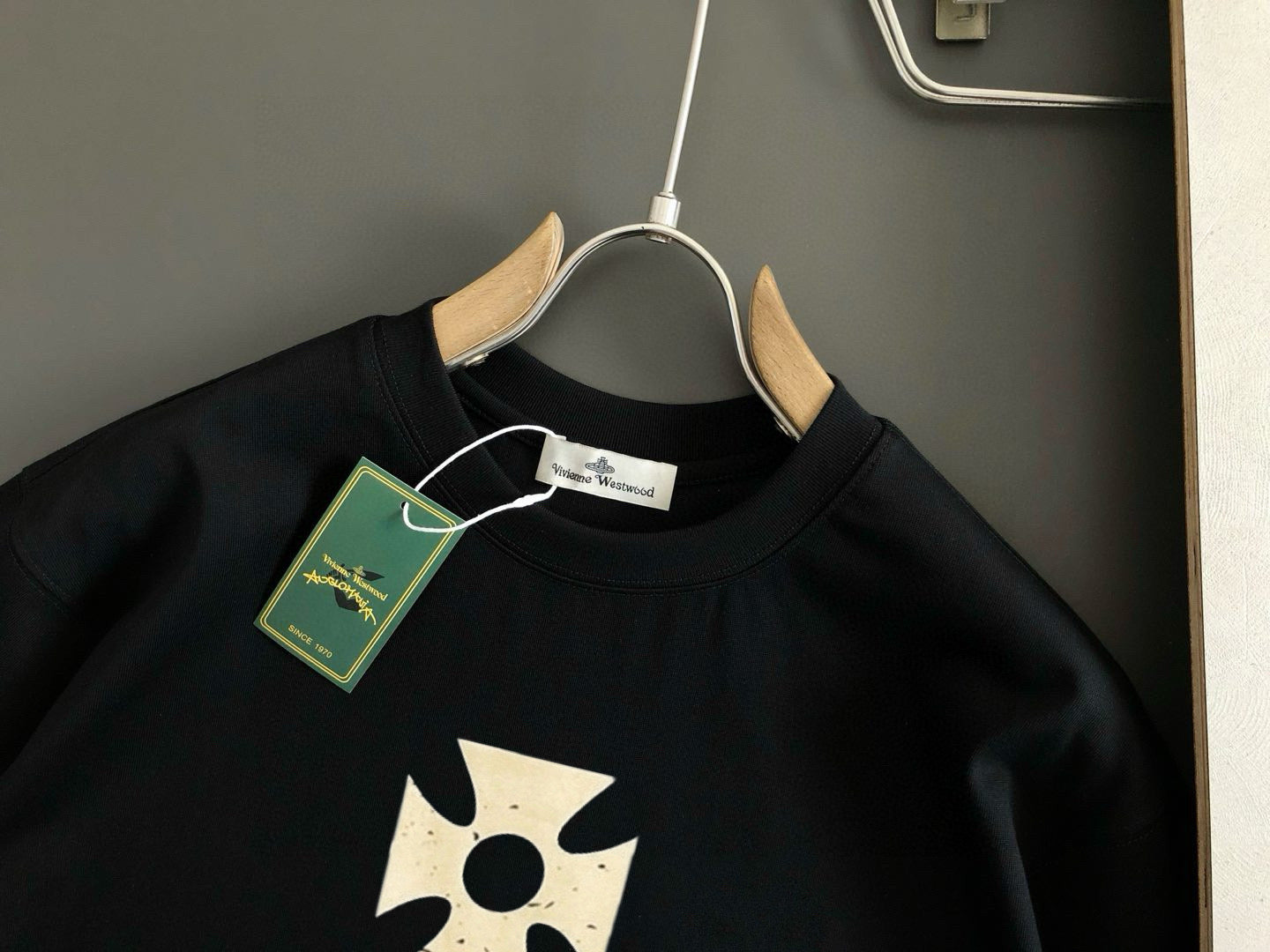 LuxluxHouse Best Quality Clothes T-shirt