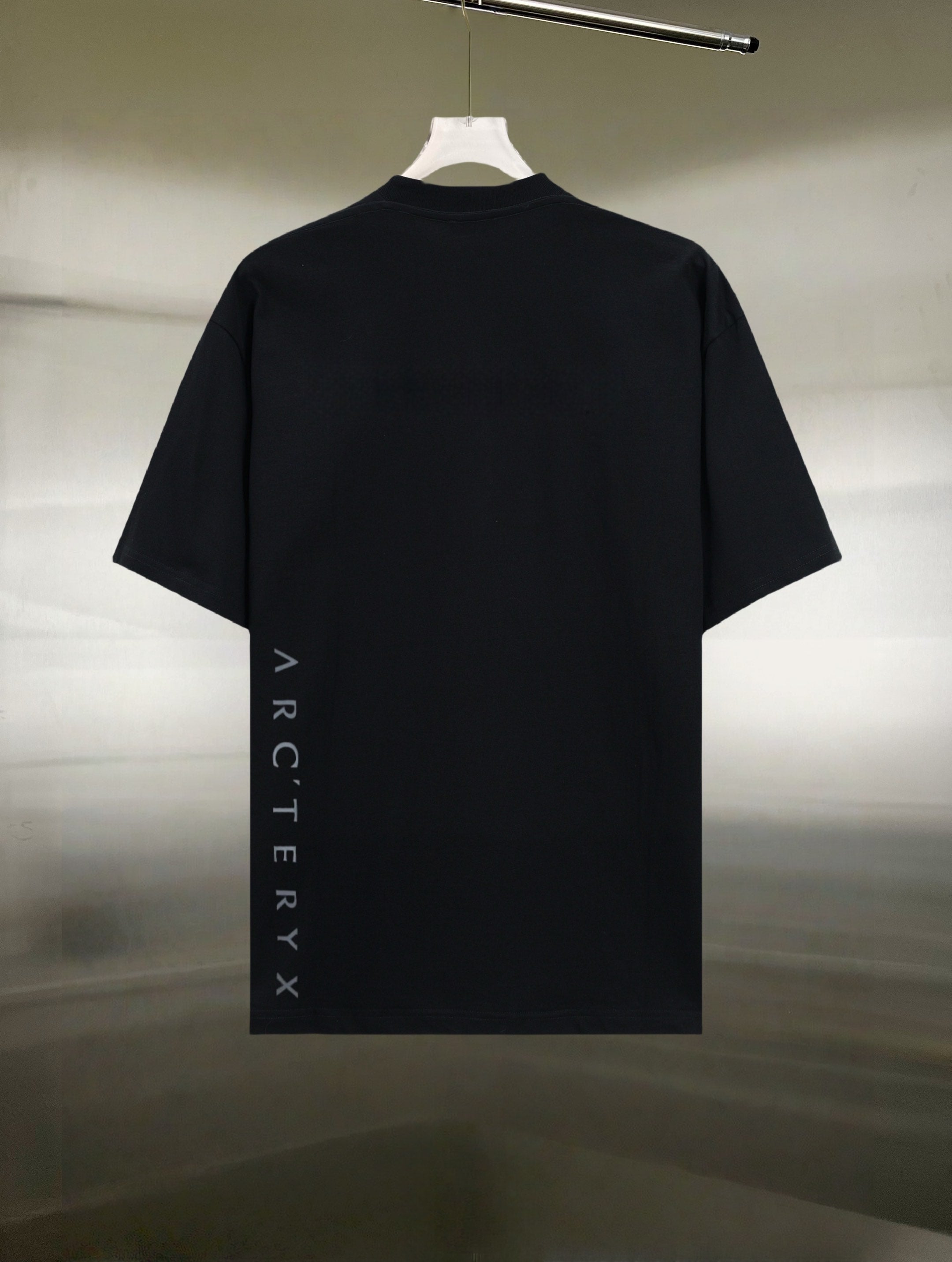 LuxluxHouse Best Quality Clothes T-shirt Arcteryx