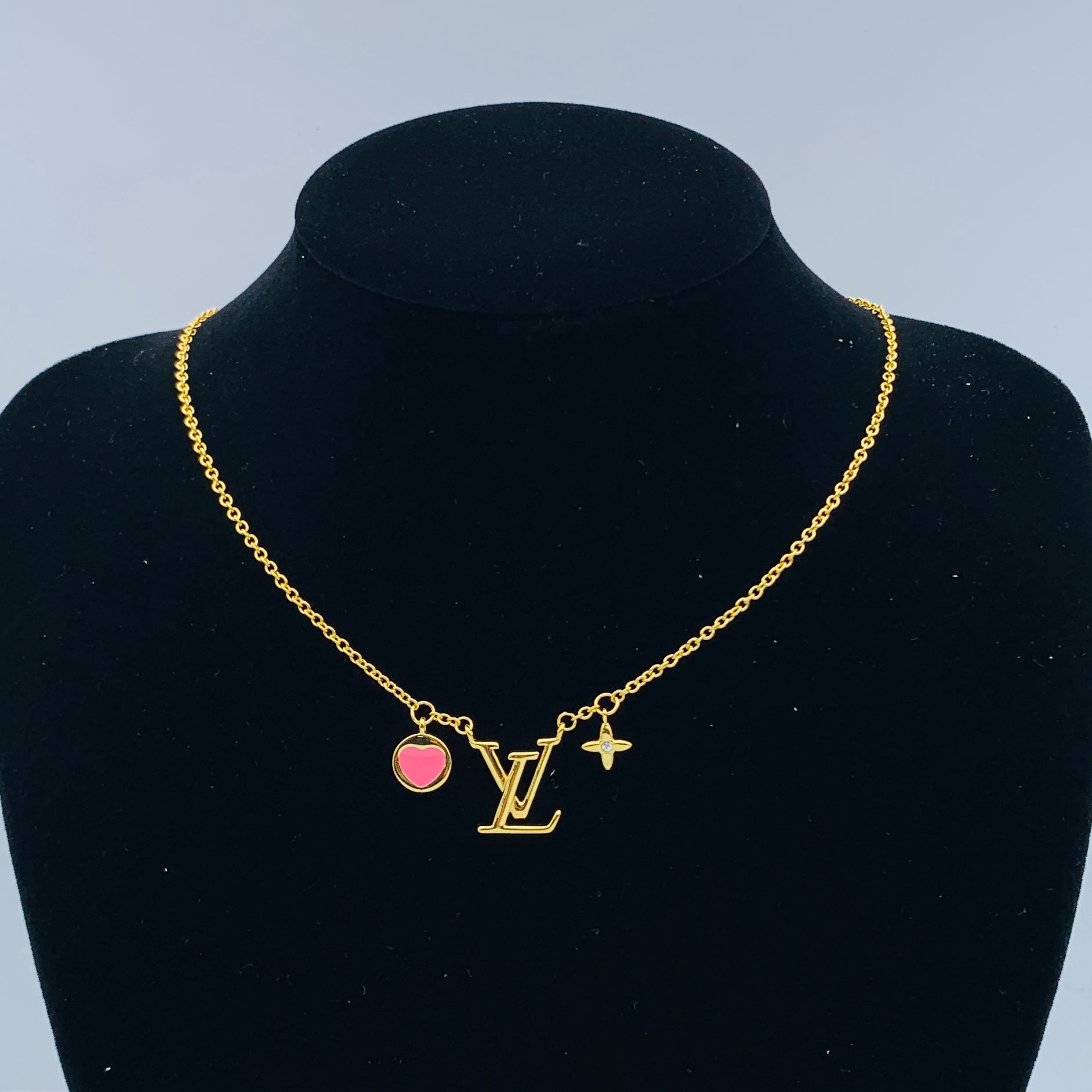 LuxluxHouse Low Price And High Quality Accessories Louis Vuitton