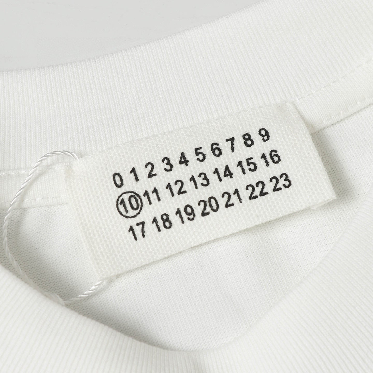 LuxluxHouse Best Quality Clothes T-shirt Chanel & Maison Margiela