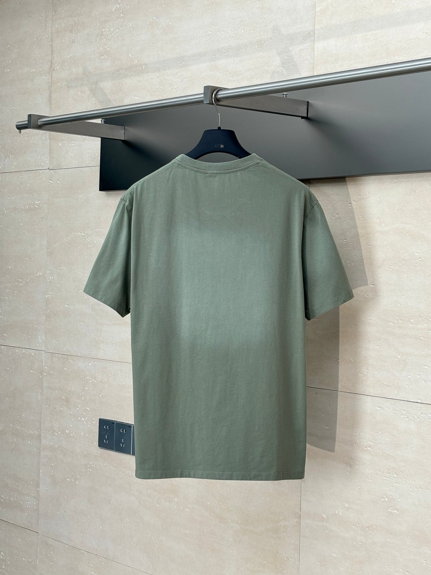 LuxluxHouse Best Quality Clothes T-shirt Loewe