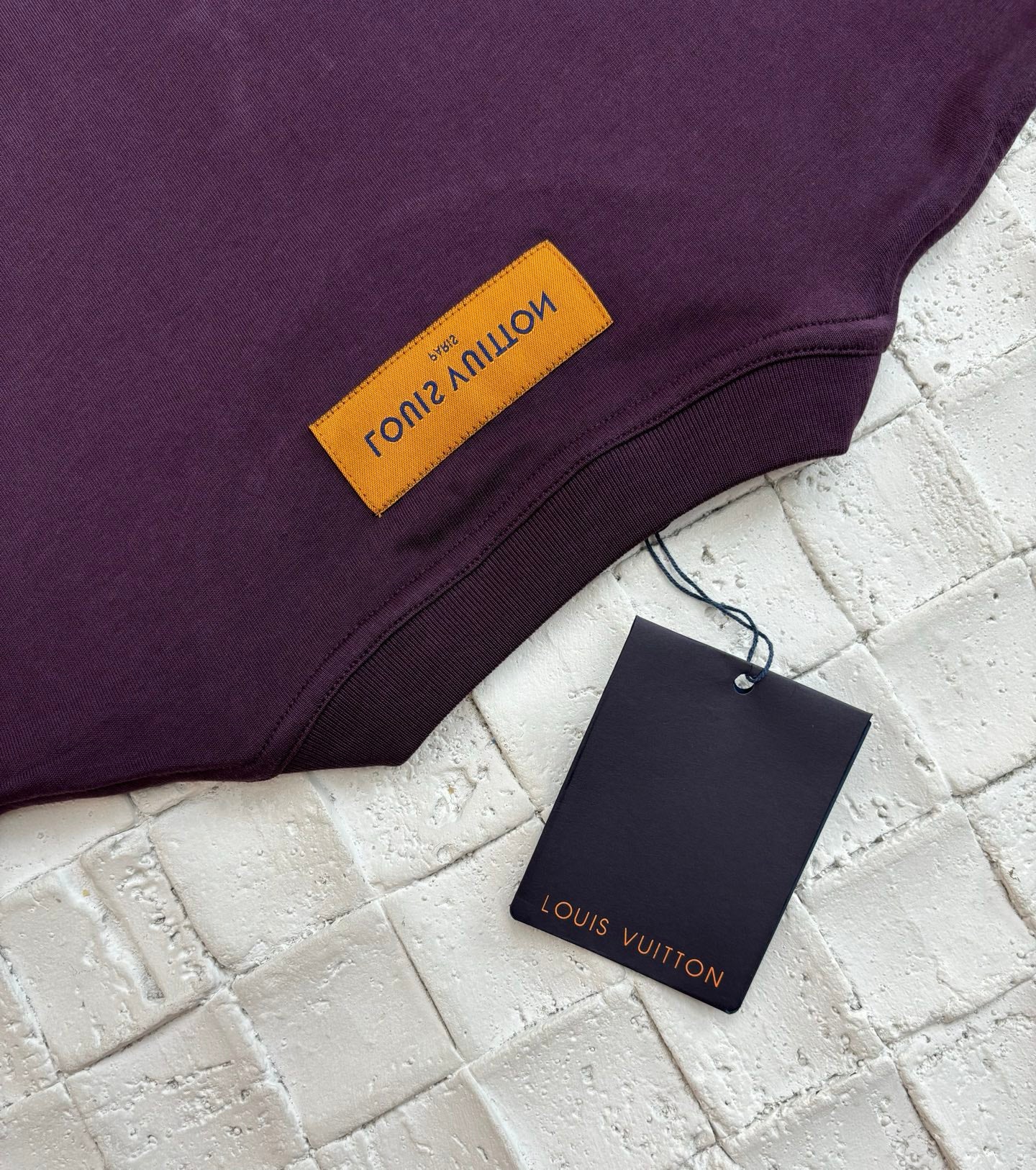 LuxluxHouse Best Quality Clothes T-shirt Louis Vuitton