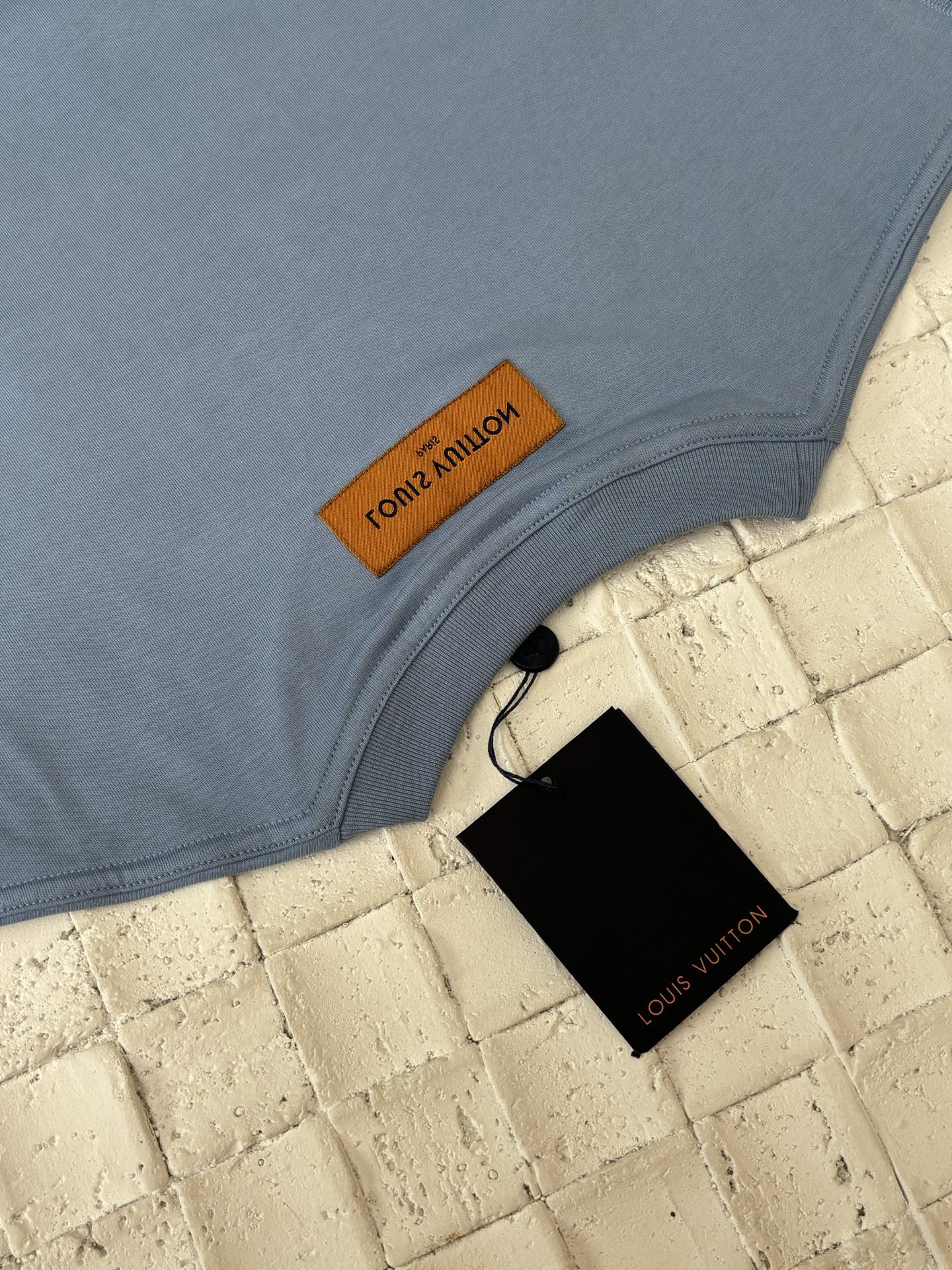 LuxluxHouse Best Quality Clothes T-shirt Louis Vuitton