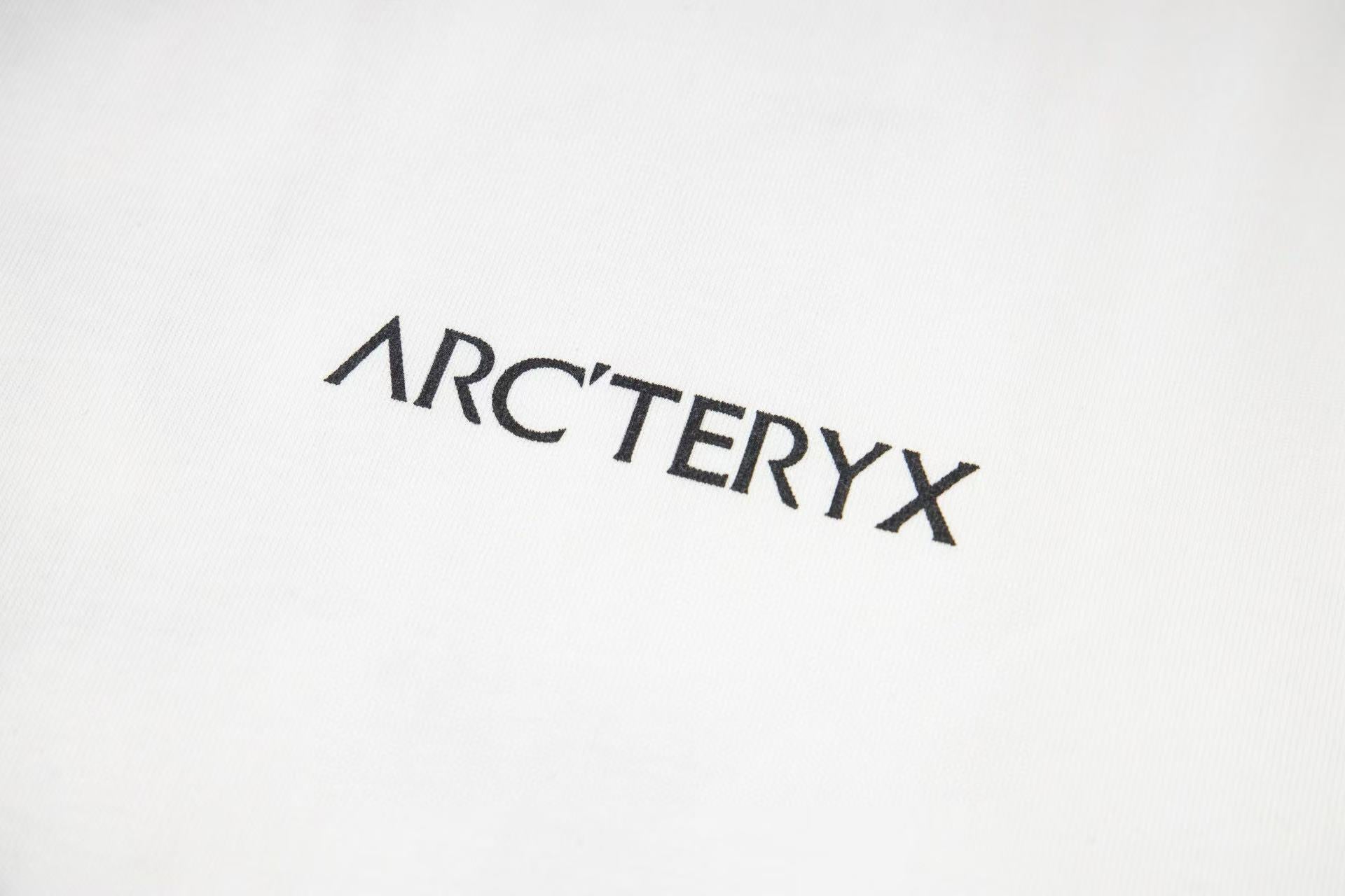 LuxluxHouse Best Quality Clothes T-shirt Arcteryx