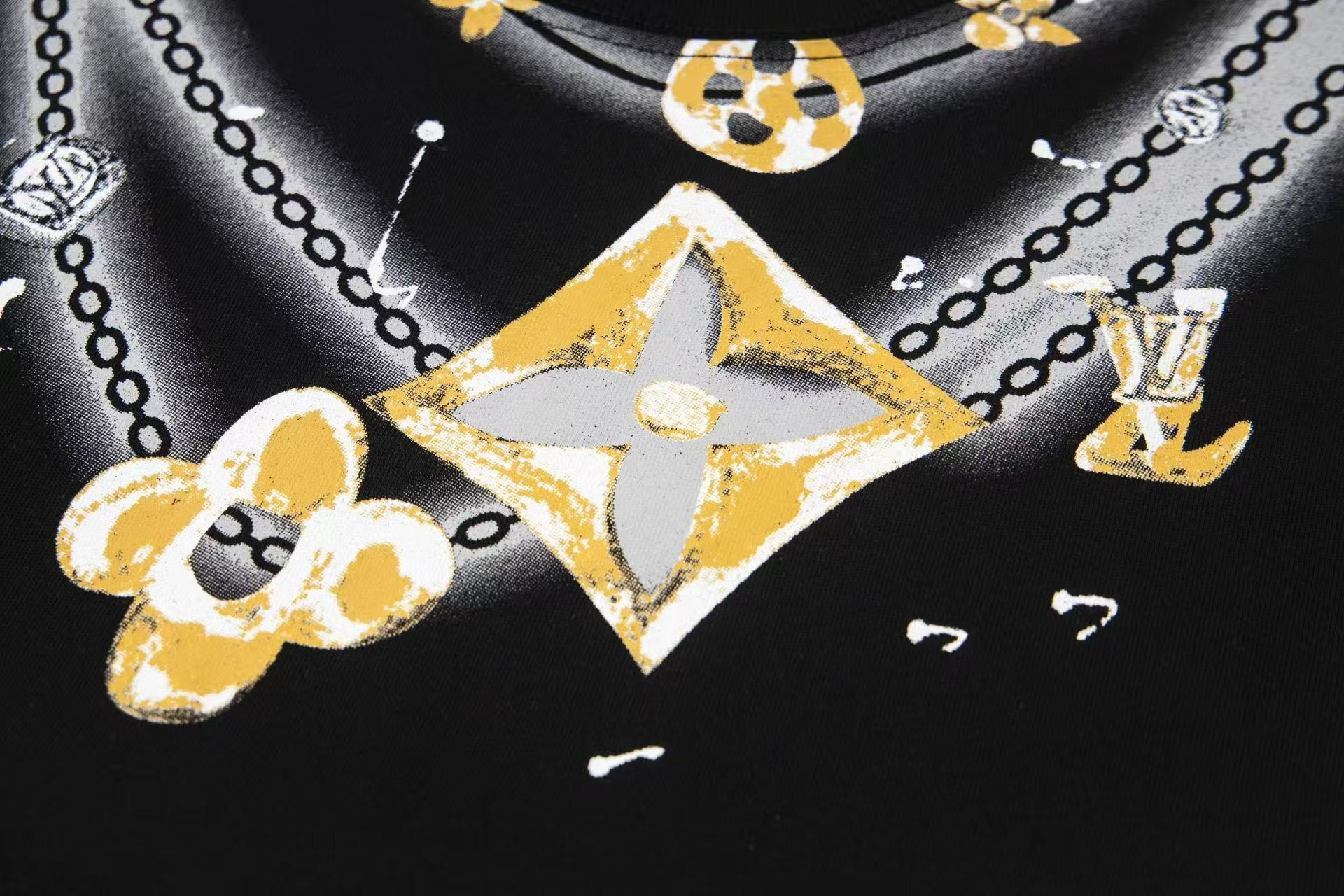 LuxluxHouse Best Quality Clothes T-shirt Louis Vuitton