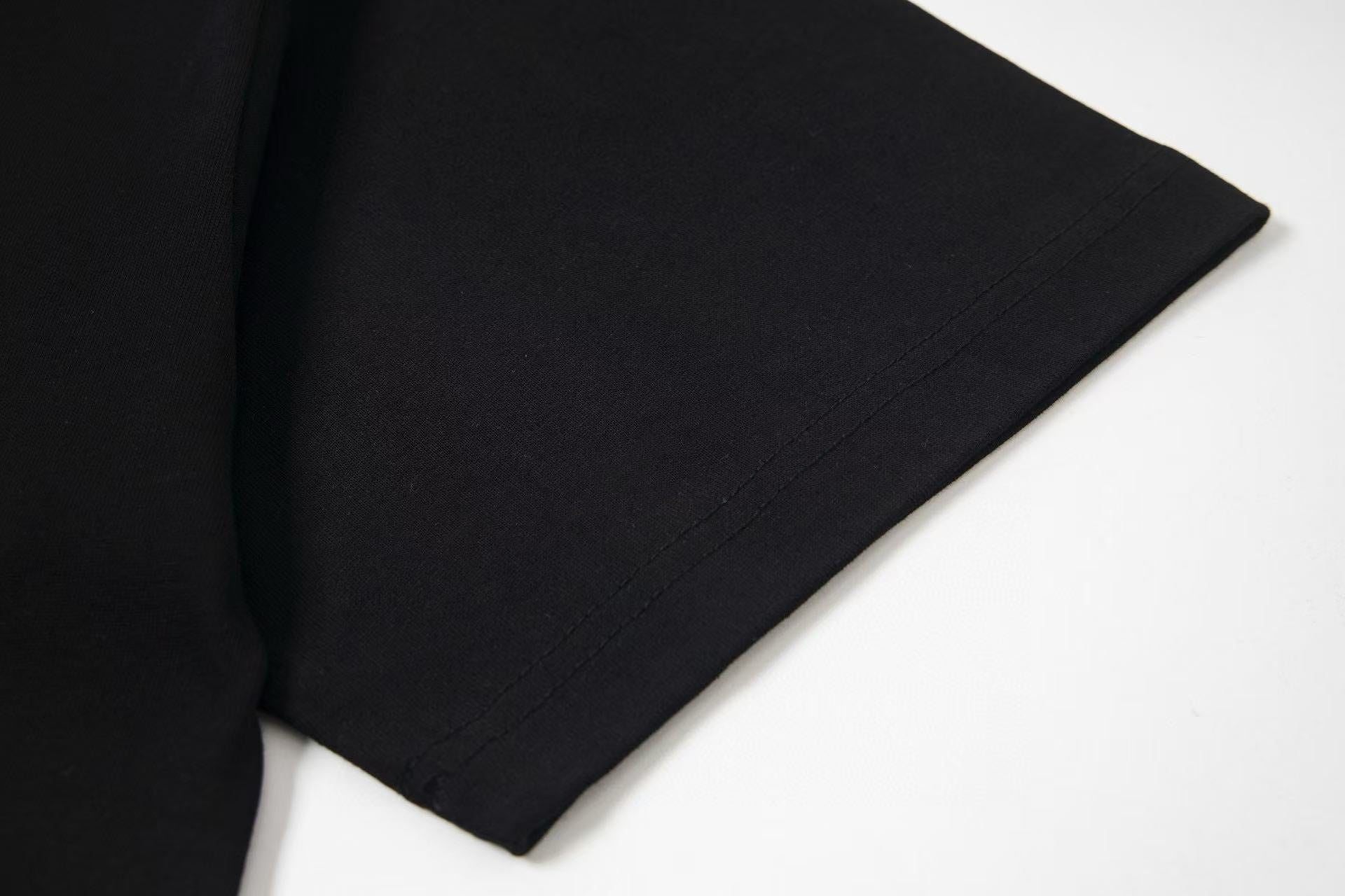 LuxluxHouse Best Quality Clothes T-shirt Chanel & Maison Margiela