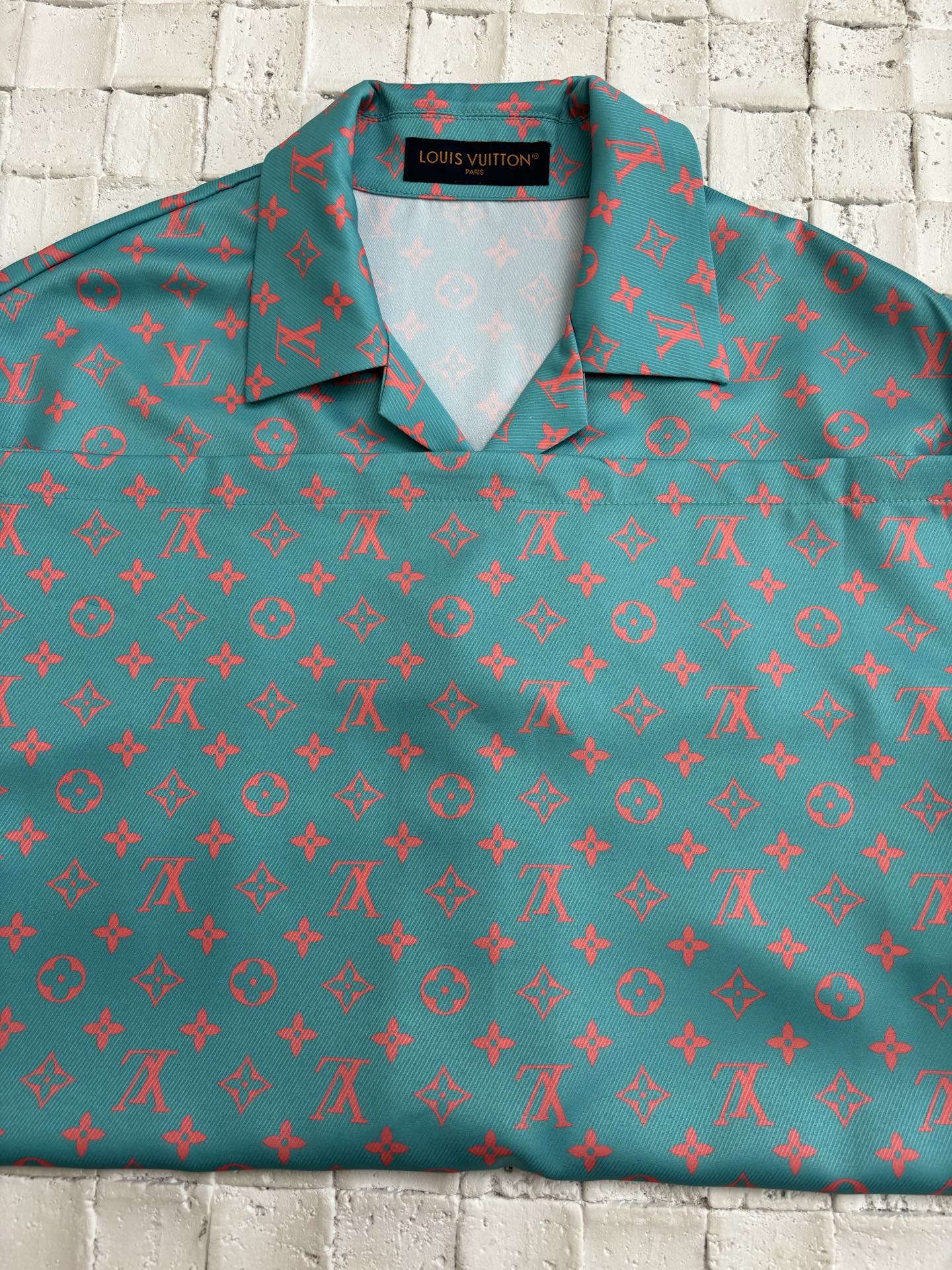 LuxluxHouse Best Quality Clothes Shirts&Polo Louis Vuitton