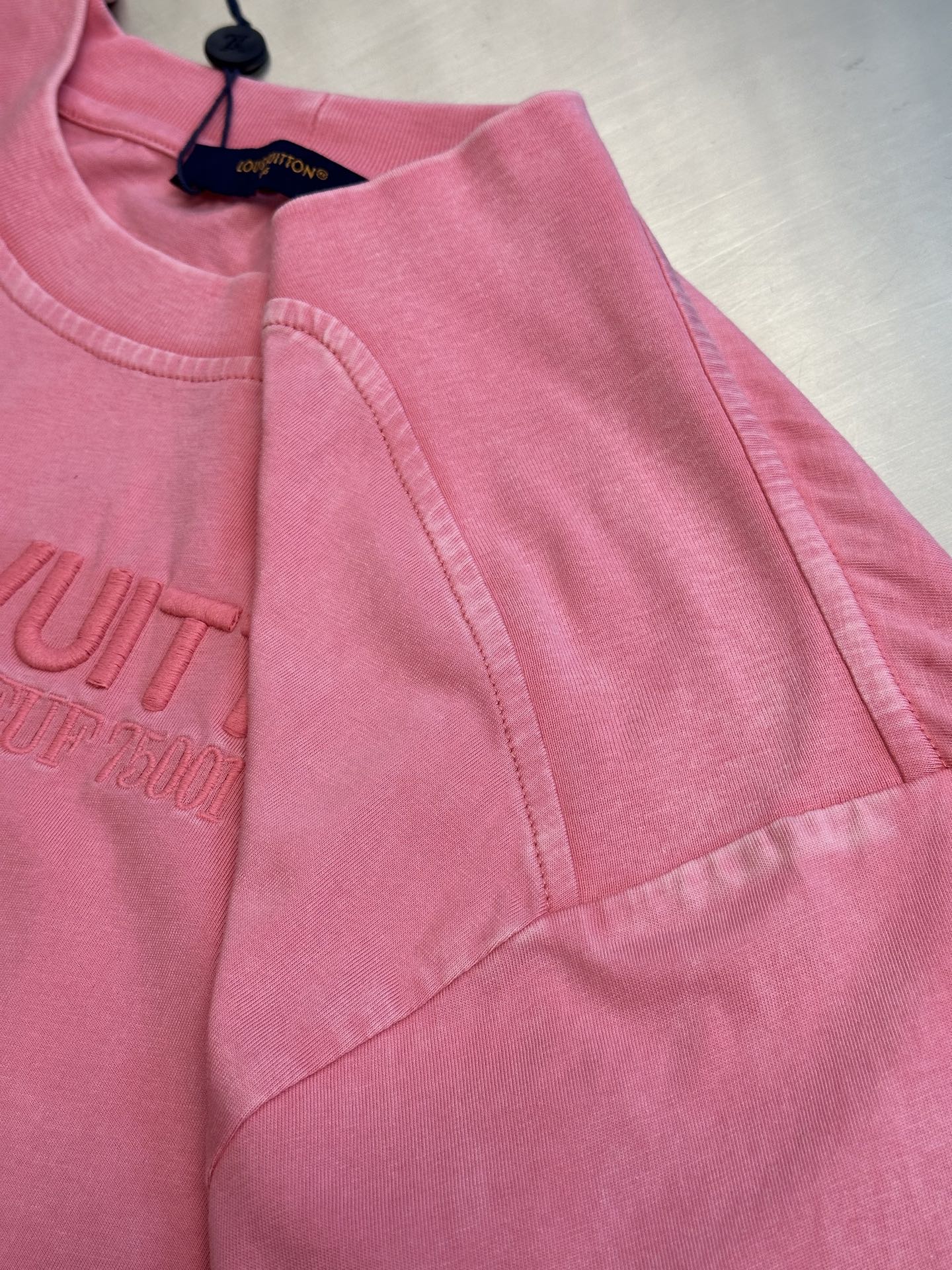 LuxluxHouse Best Quality Clothes T-shirt Louis Vuitton