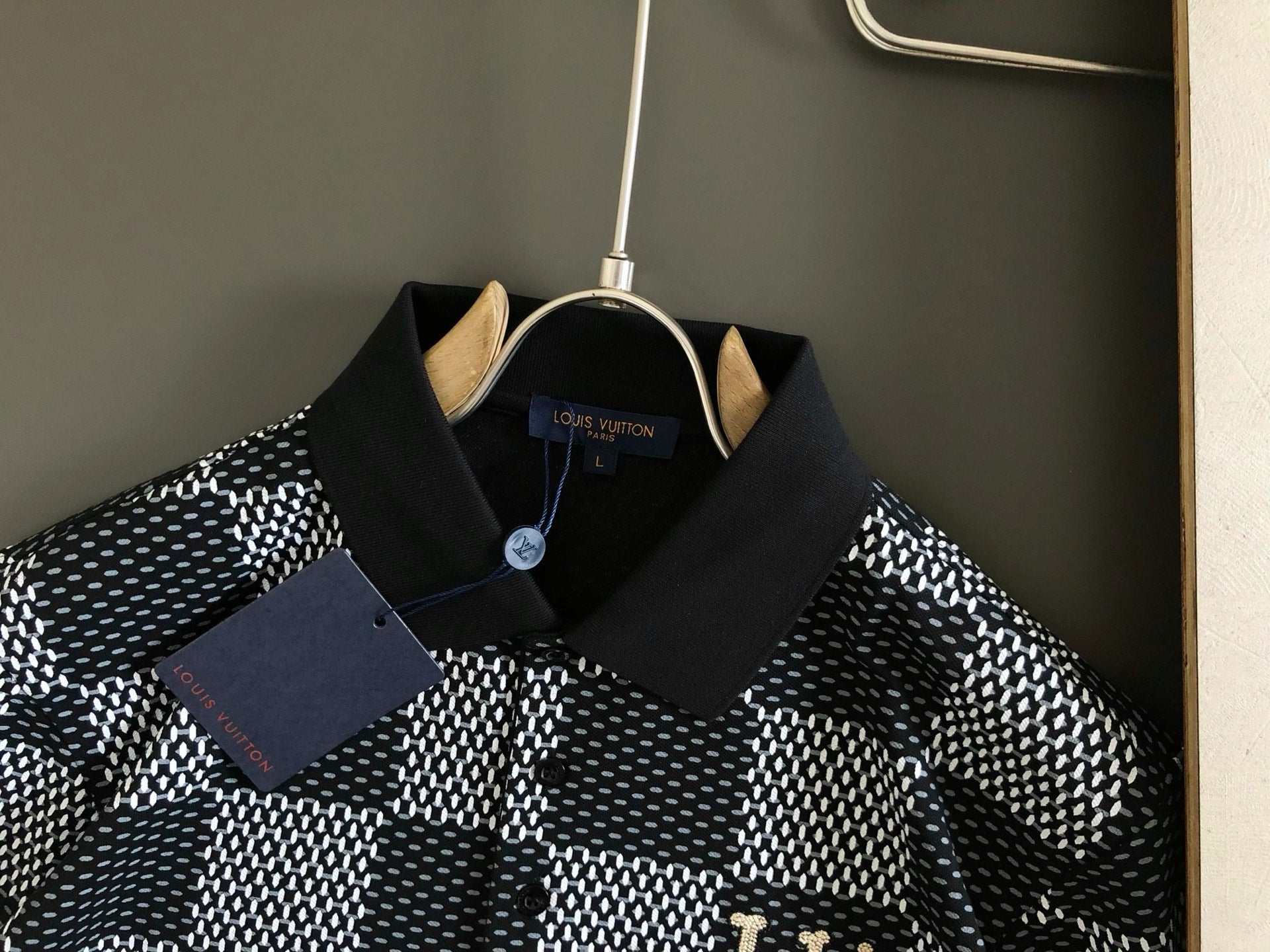 LuxluxHouse Best Quality Clothes Shirts&Polo Louis Vuitton