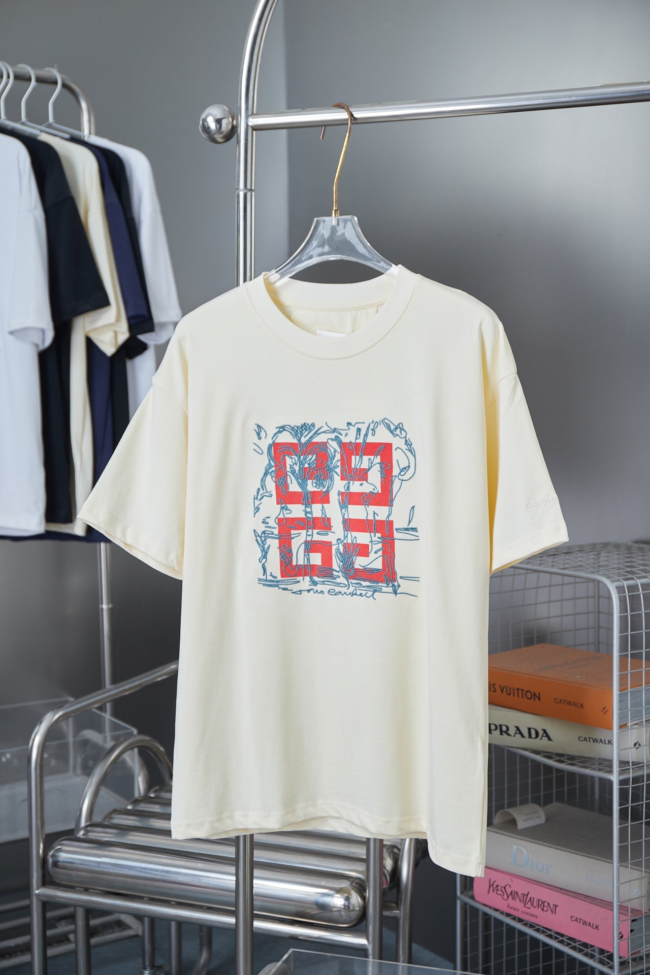 LuxluxHouse Best Quality Clothes Givenchy T-shirt