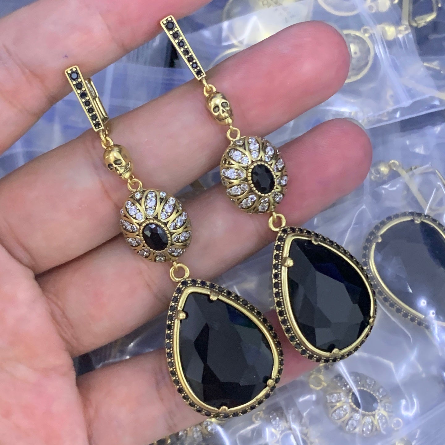 LuxluxHouse Low Price And High Quality Accessories Alexander McQueen