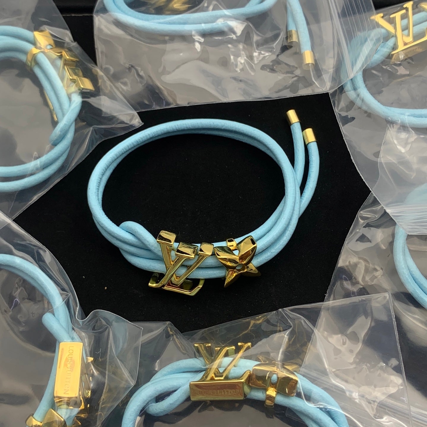 LuxluxHouse Low Price And High Quality Accessories Louis Vuitton