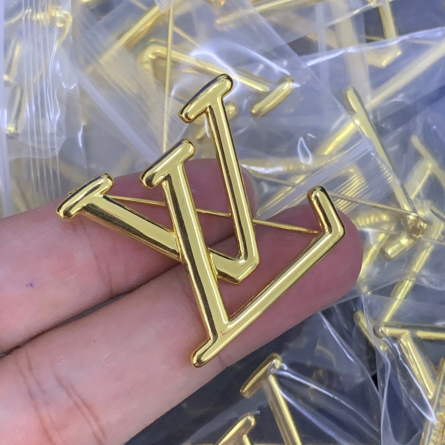 LuxluxHouse Low Price And High Quality Accessories Louis Vuitton