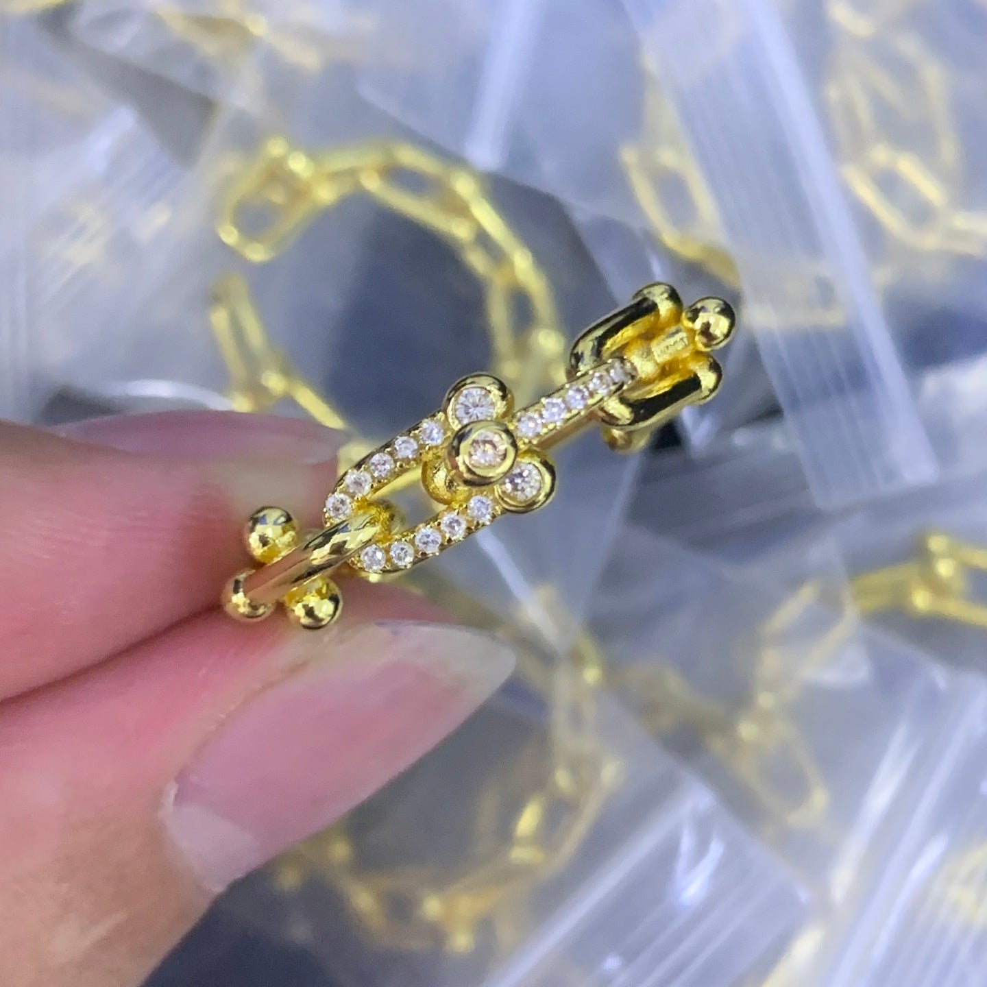 LuxluxHouse Low Price And High Quality Accessories Tiffany