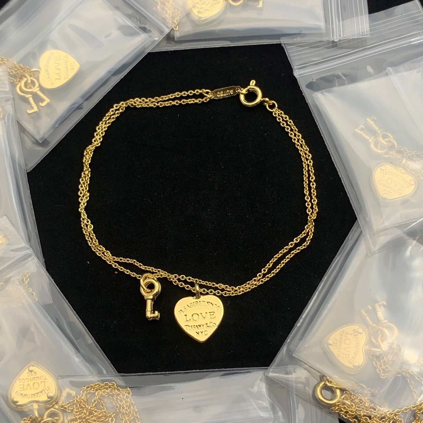 LuxluxHouse Low Price And High Quality Accessories Tiffany