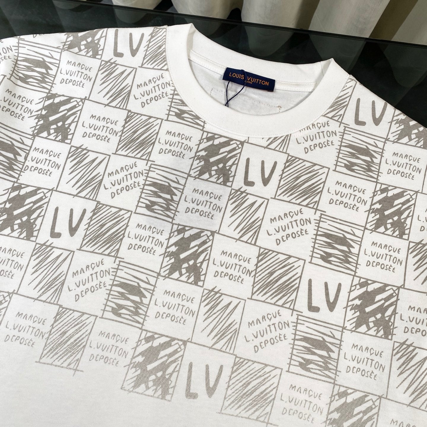 LuxluxHouse Best Quality Clothes T-shirt Louis Vuitton