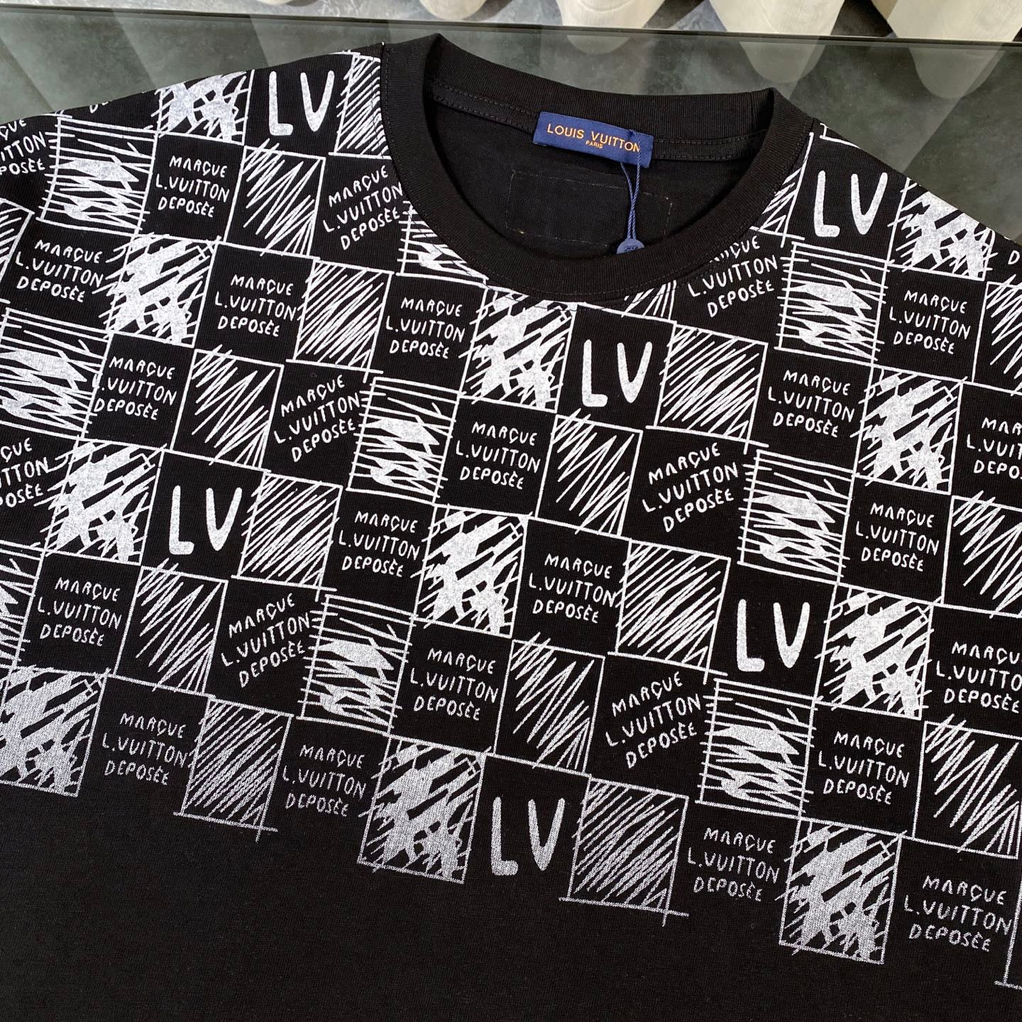 LuxluxHouse Best Quality Clothes T-shirt Louis Vuitton