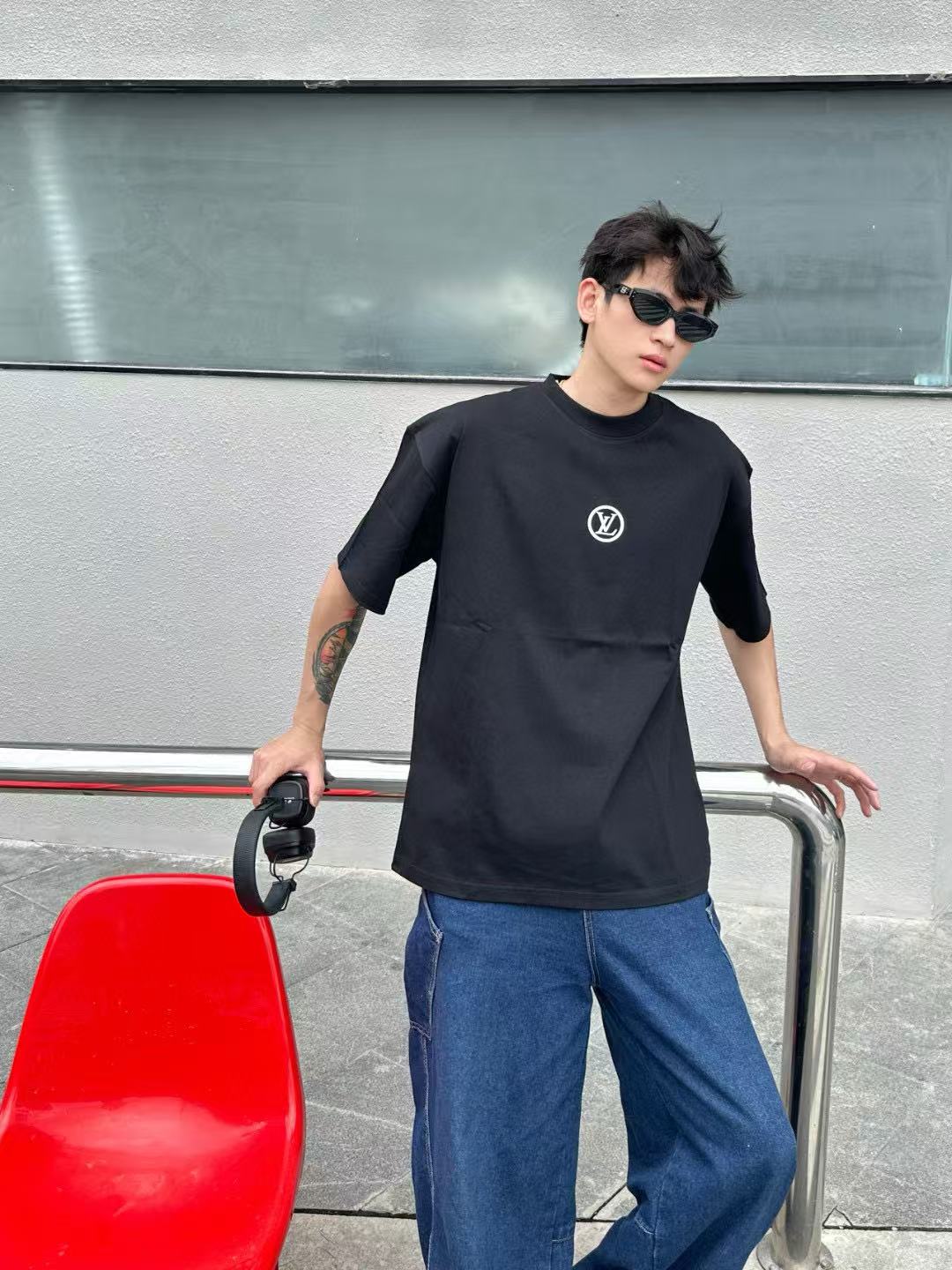 LuxluxHouse Best Quality Clothes T-shirt Louis Vuitton