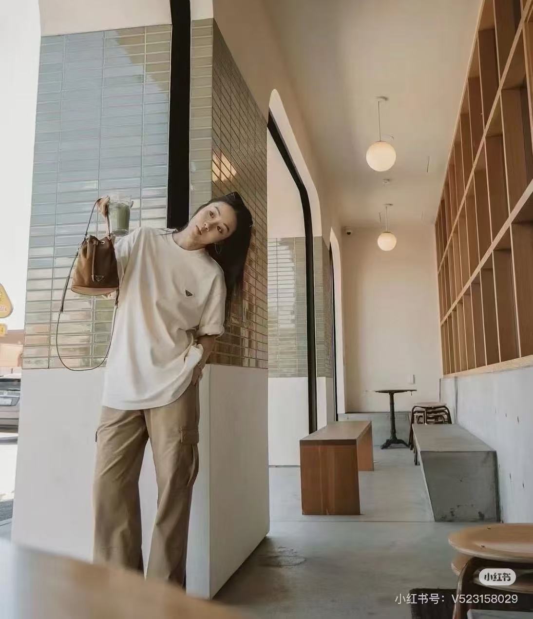 LuxluxHouse Best Quality Clothes T-shirt Prada