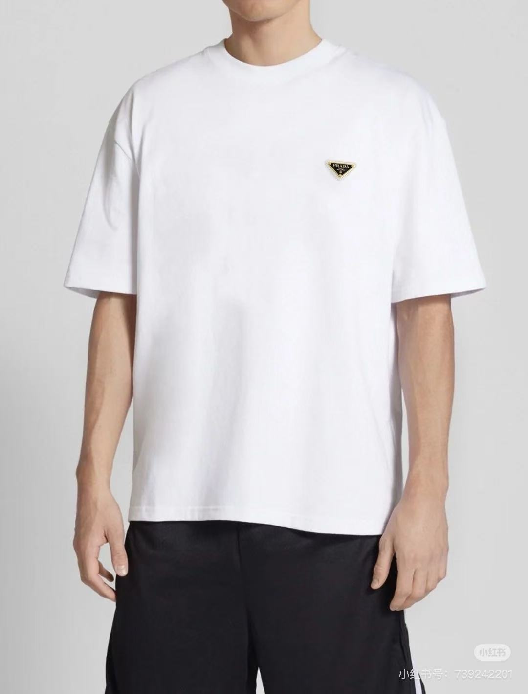 LuxluxHouse Best Quality Clothes T-shirt Prada