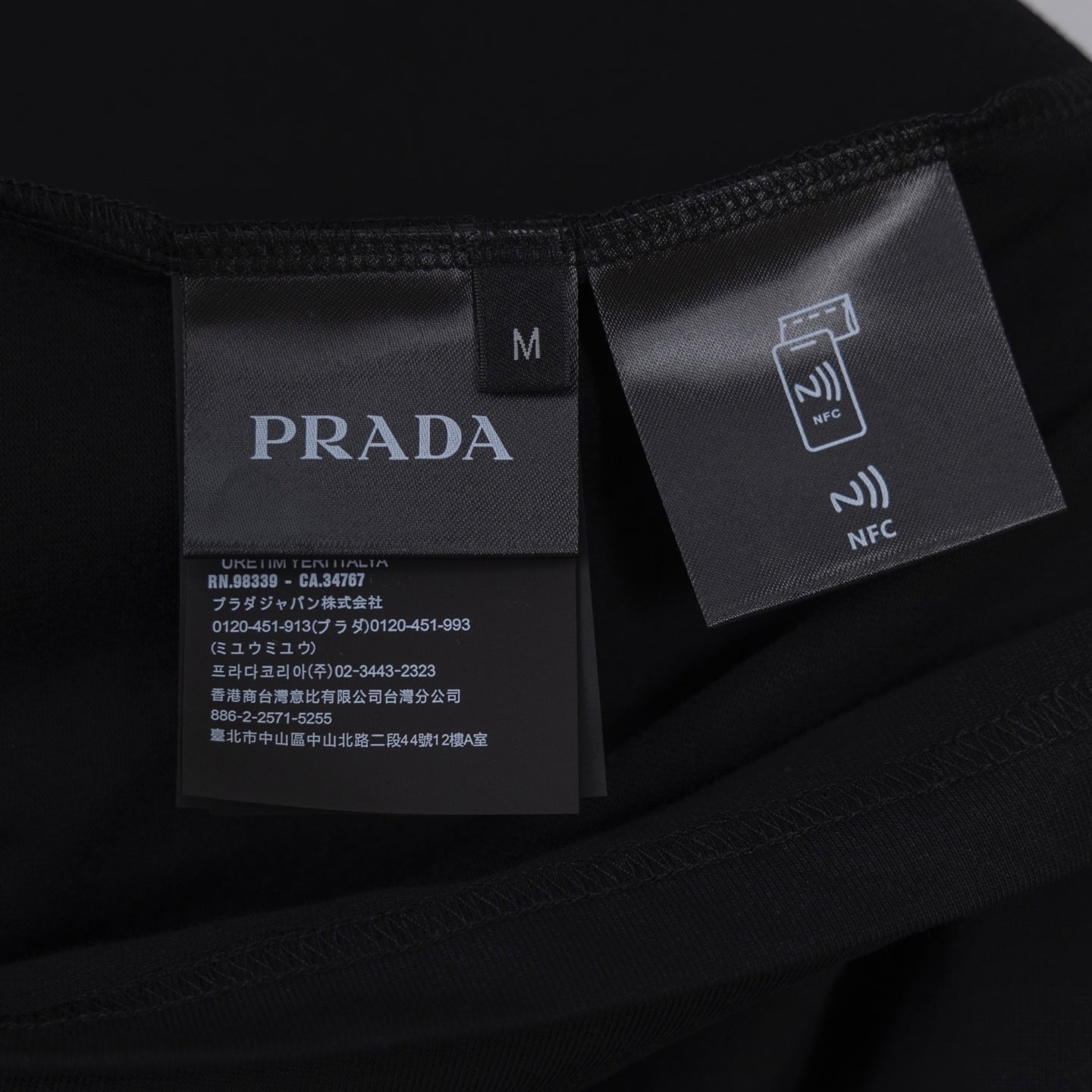 LuxluxHouse Best Quality Clothes T-shirt Prada