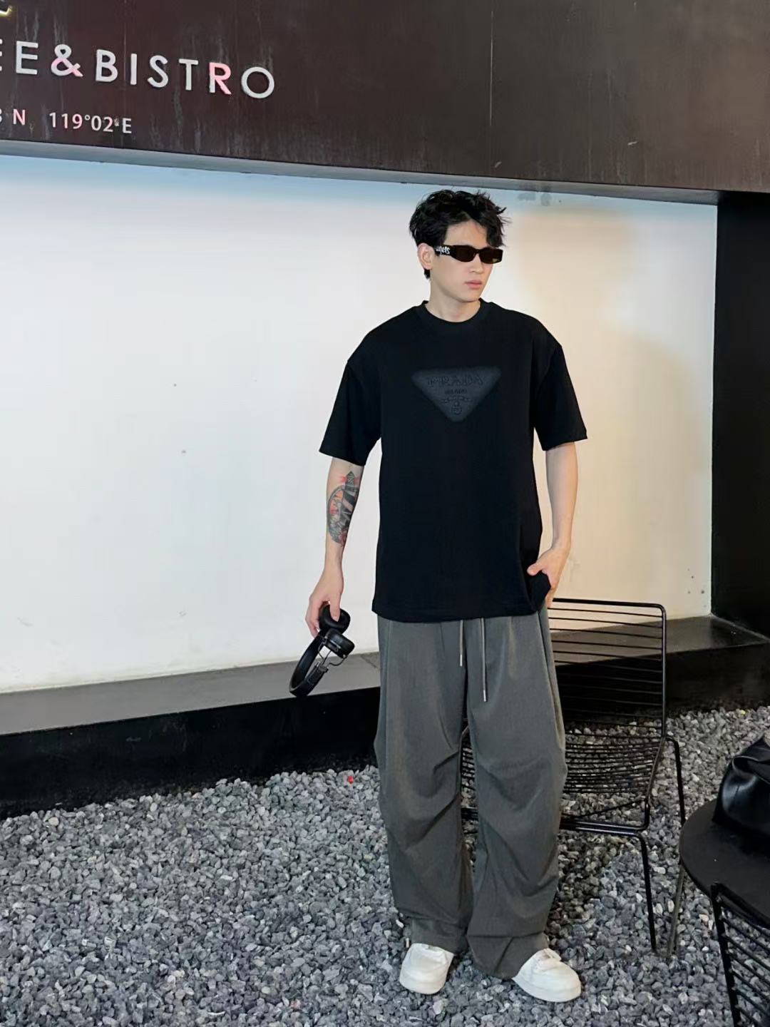 LuxluxHouse Best Quality Clothes T-shirt Prada