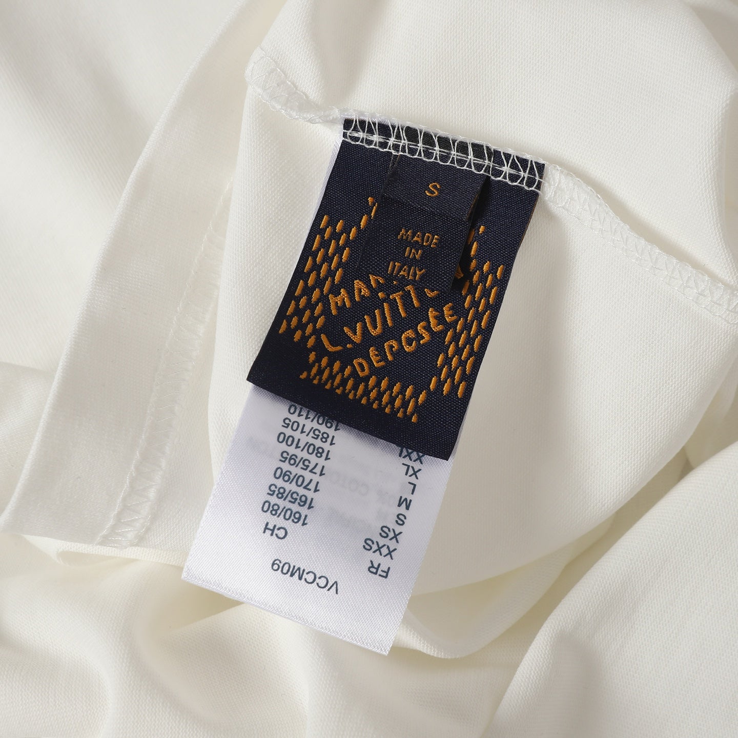 LuxluxHouse Best Quality Clothes T-shirt Louis Vuitton