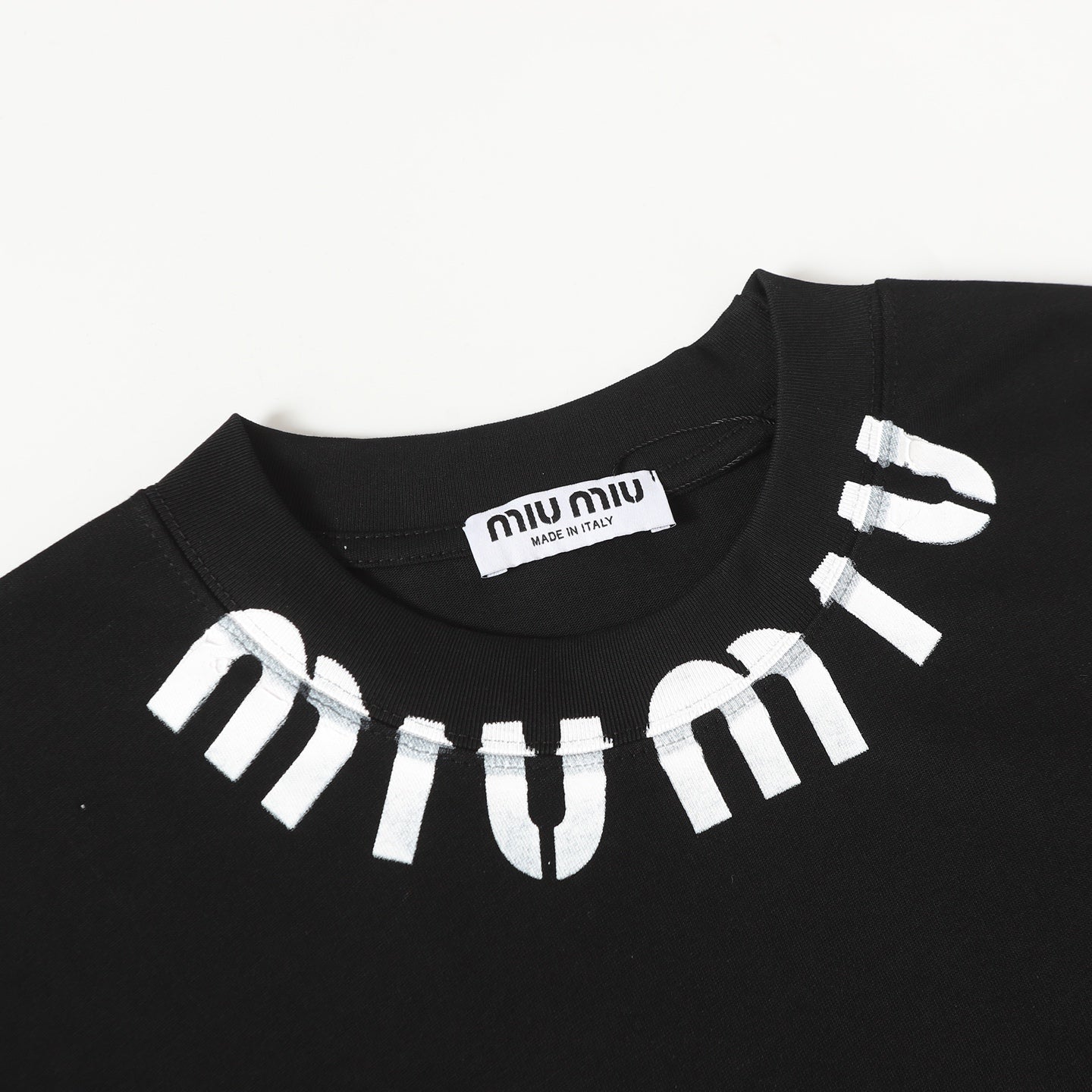 LuxluxHouse Best Quality Clothes Miu Miu T-shirt