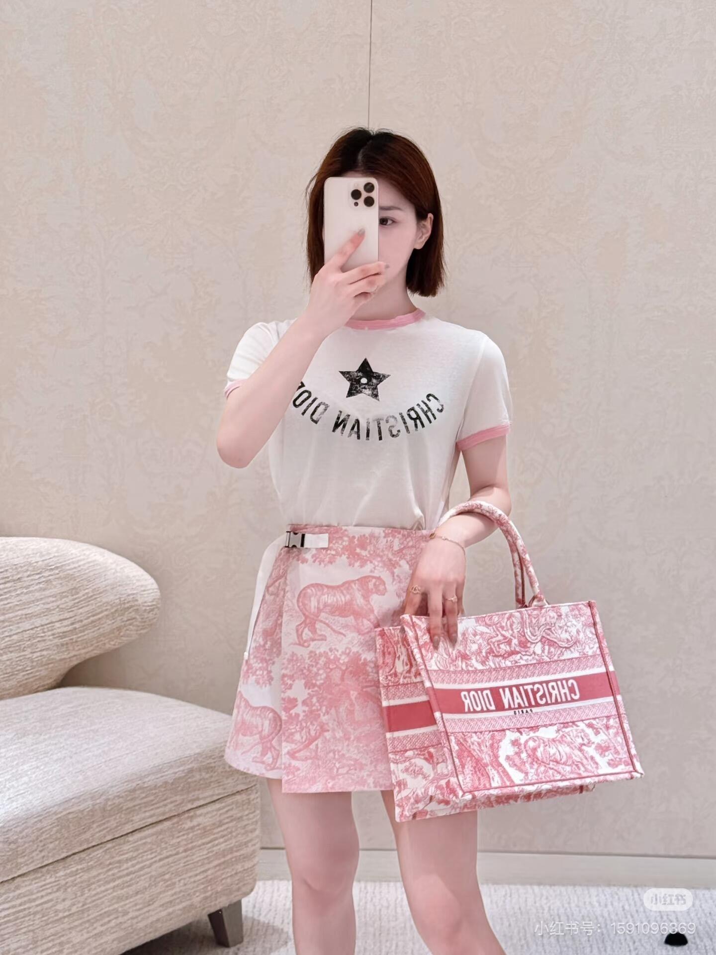 LuxluxHouse Best Quality Clothes T-shirt Dior