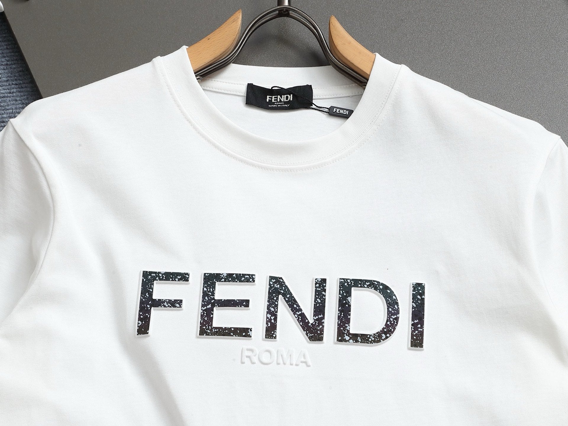 LuxluxHouse Best Quality Clothes Fendi T-shirt