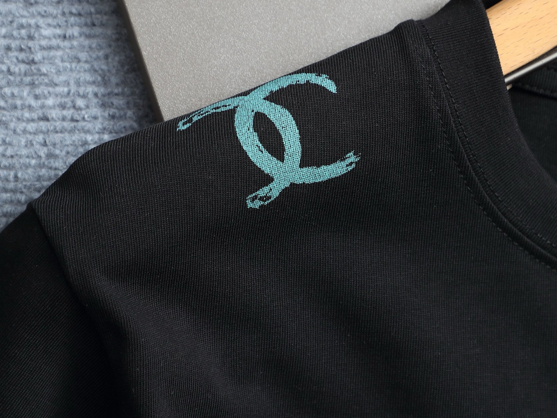 LuxluxHouse Best Quality Clothes T-shirt Chanel & Maison Margiela