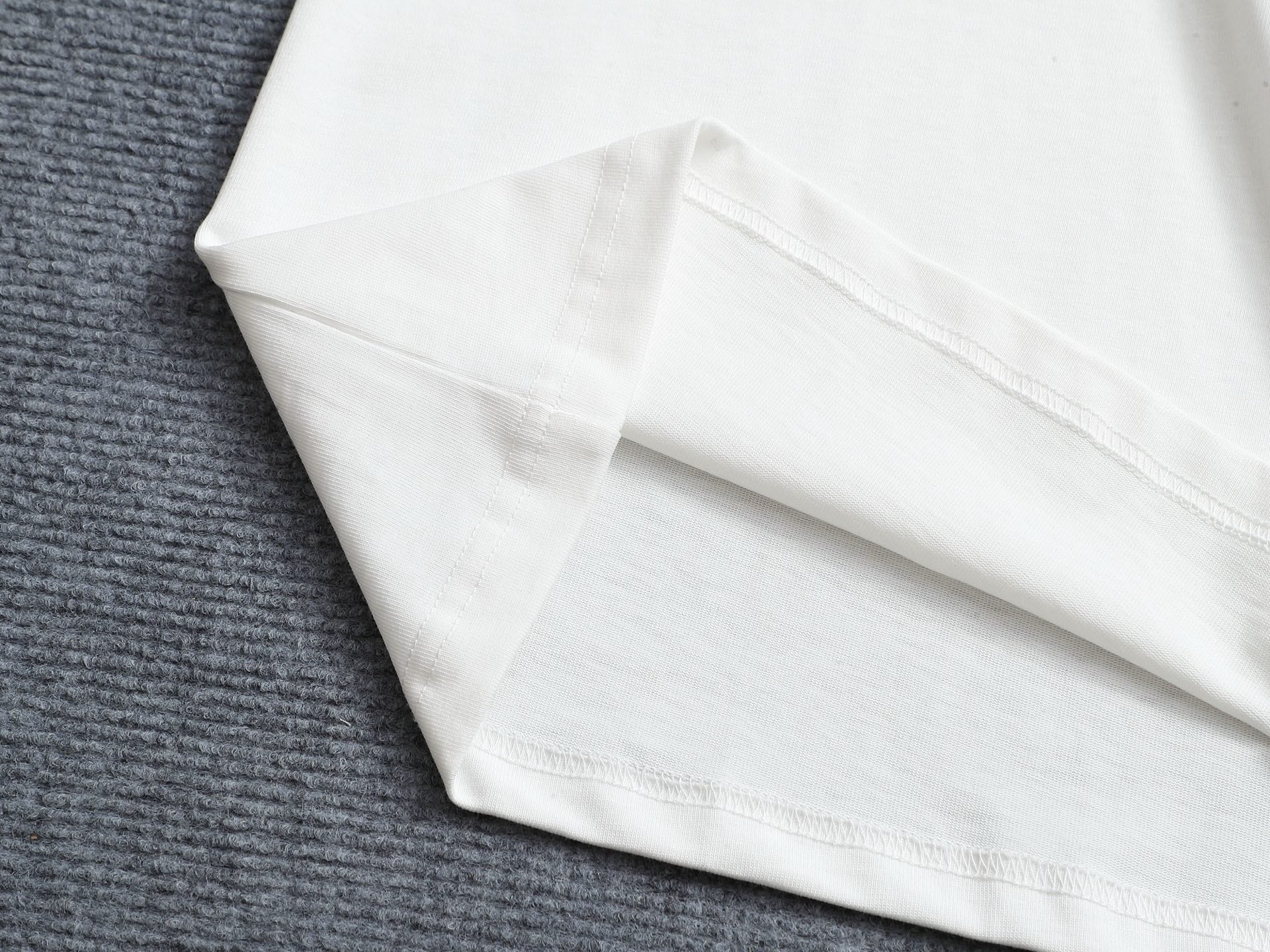 LuxluxHouse Best Quality Clothes T-shirt Chanel & Maison Margiela