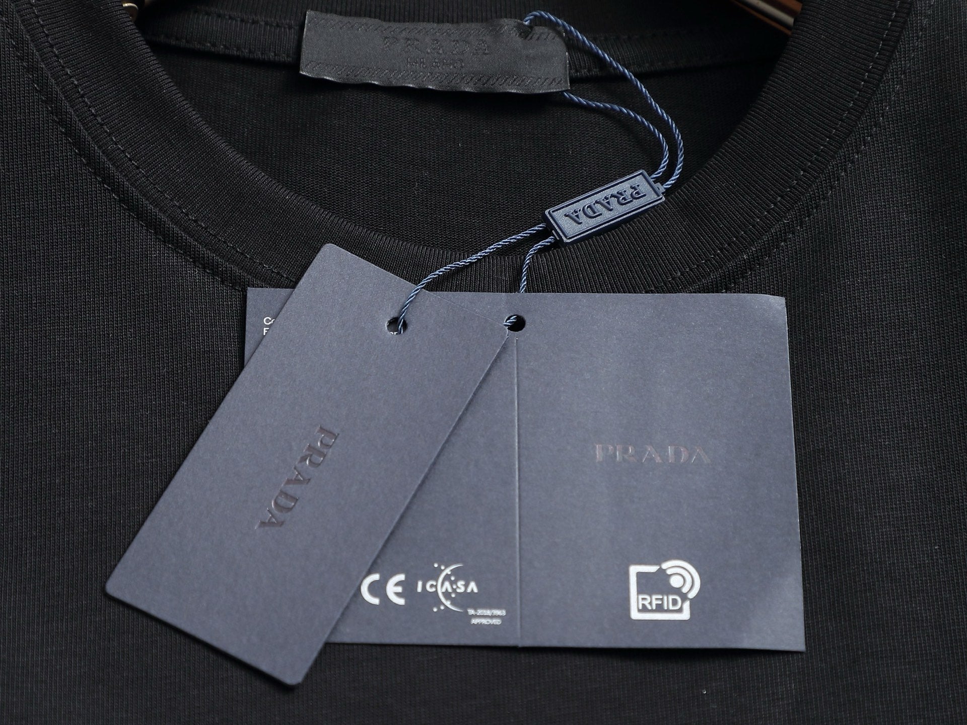 LuxluxHouse Best Quality Clothes T-shirt Prada