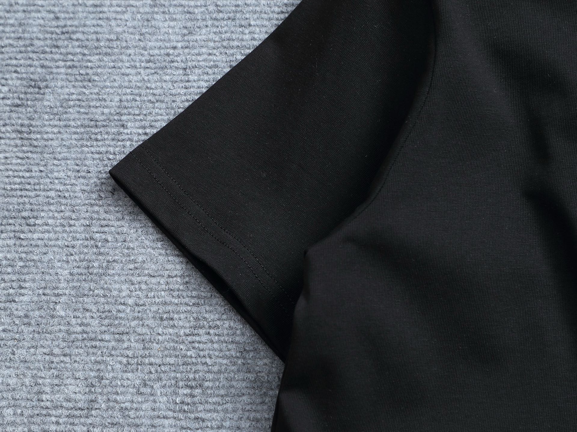 LuxluxHouse Best Quality Clothes T-shirt Prada