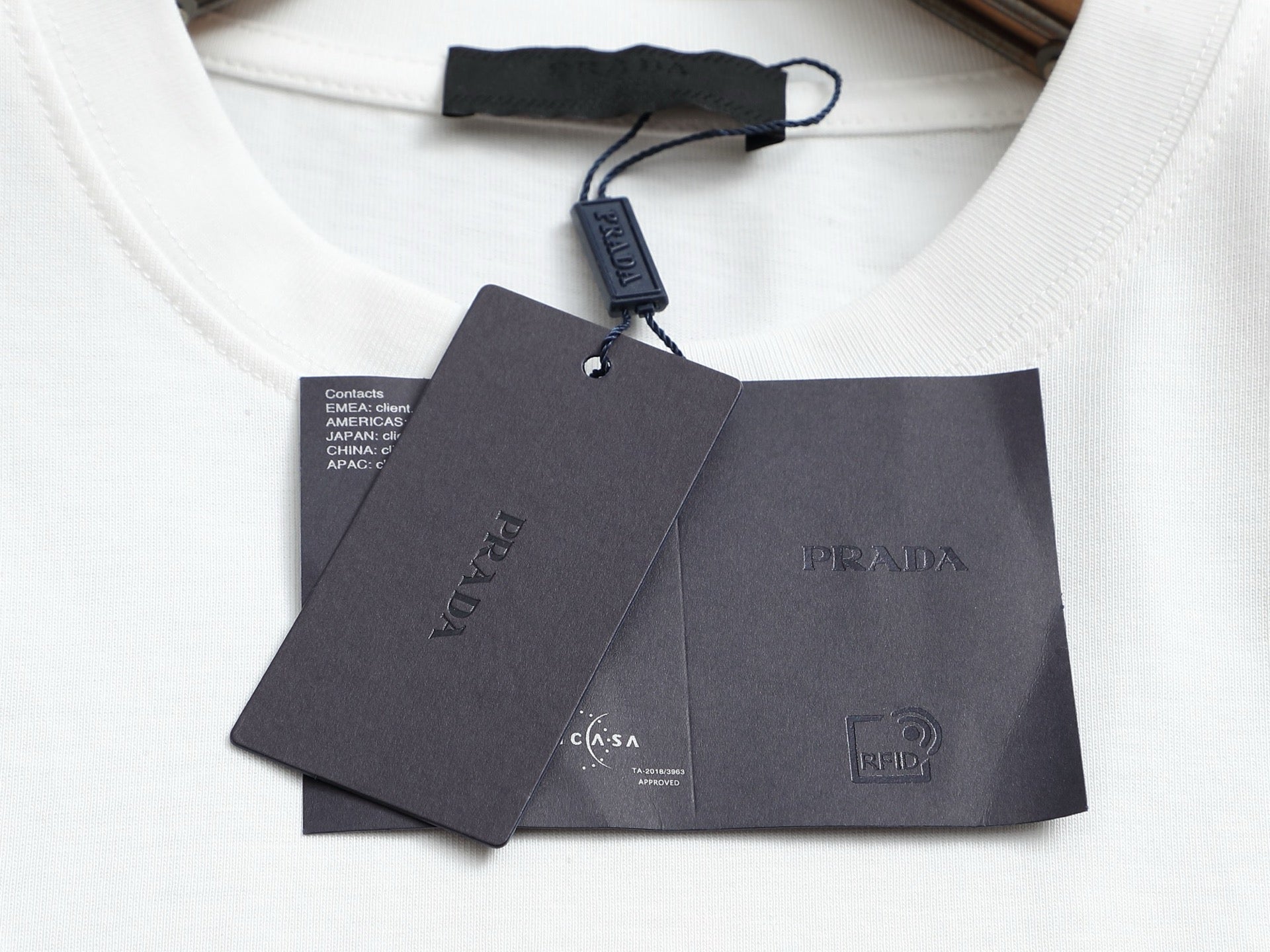 LuxluxHouse Best Quality Clothes T-shirt Prada