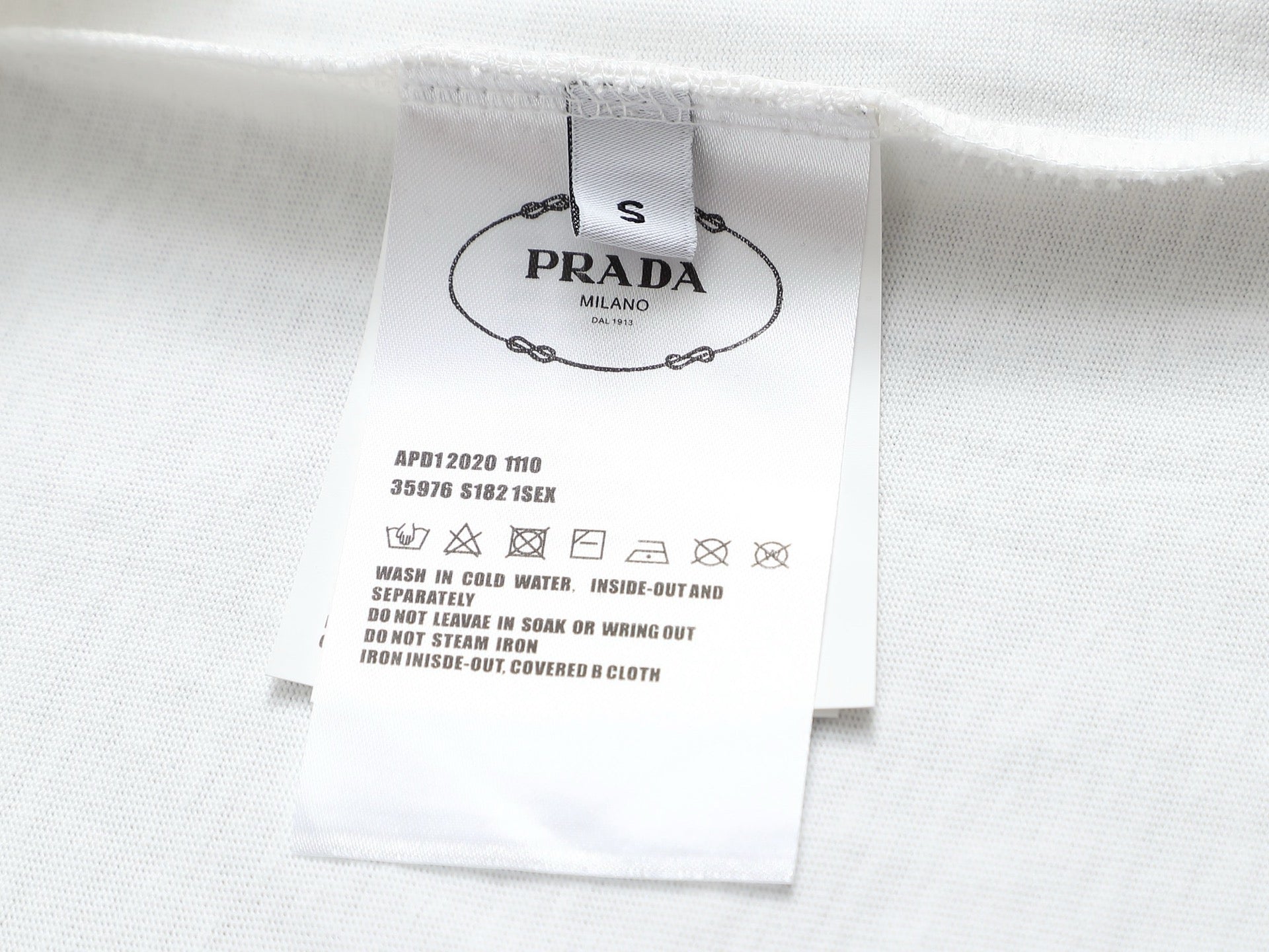 LuxluxHouse Best Quality Clothes T-shirt Prada