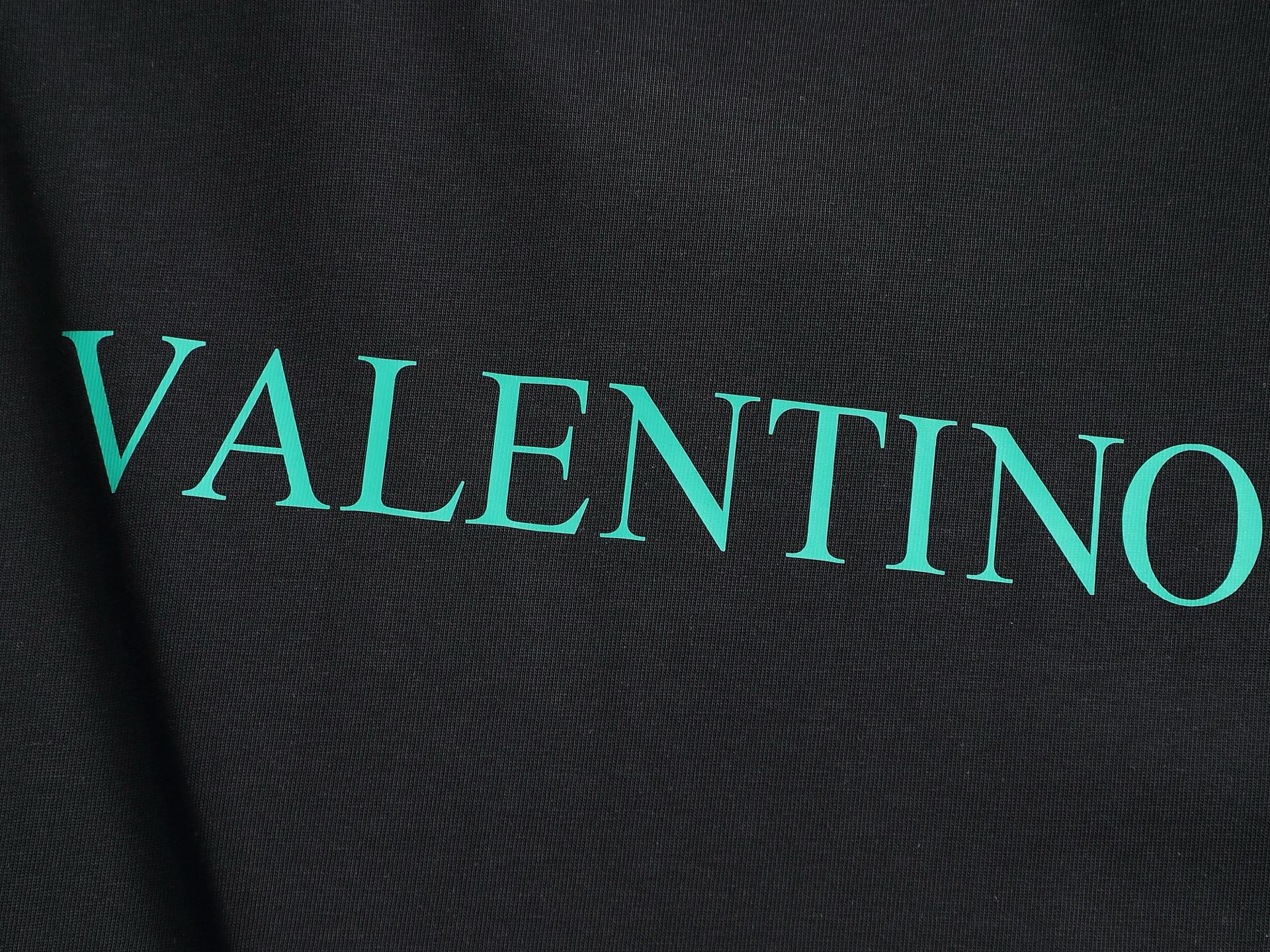 LuxluxHouse Best Quality Clothes Valentino T-shirt