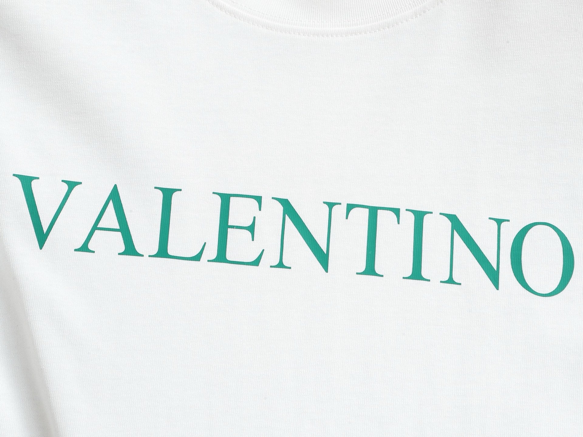 LuxluxHouse Best Quality Clothes Valentino T-shirt