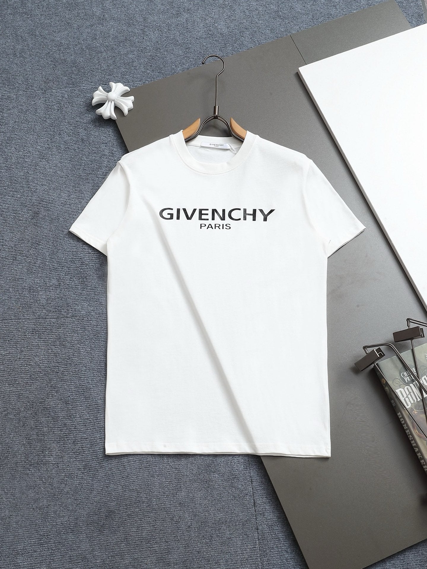 LuxluxHouse Best Quality Clothes Givenchy T-shirt