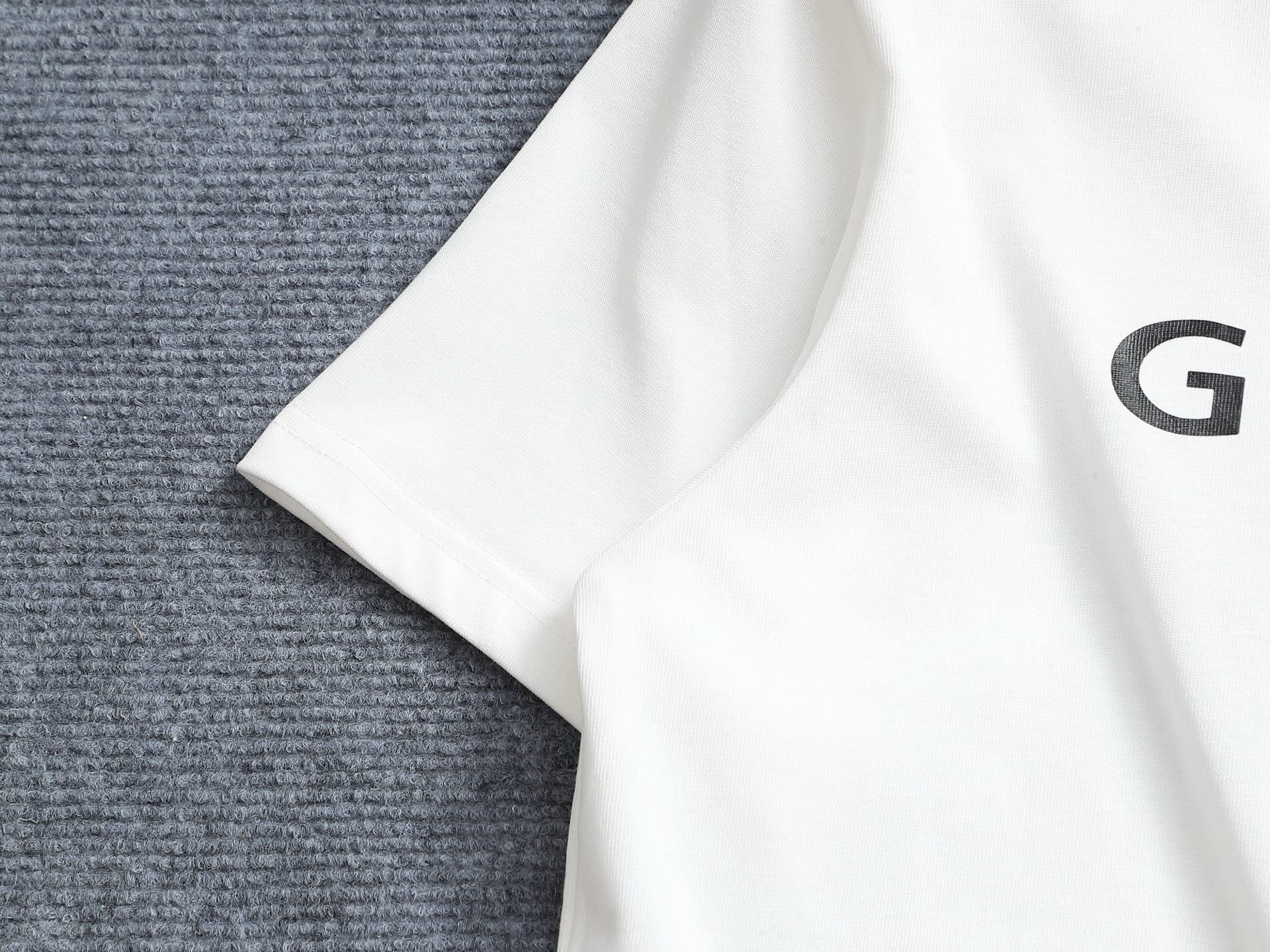 LuxluxHouse Best Quality Clothes Givenchy T-shirt