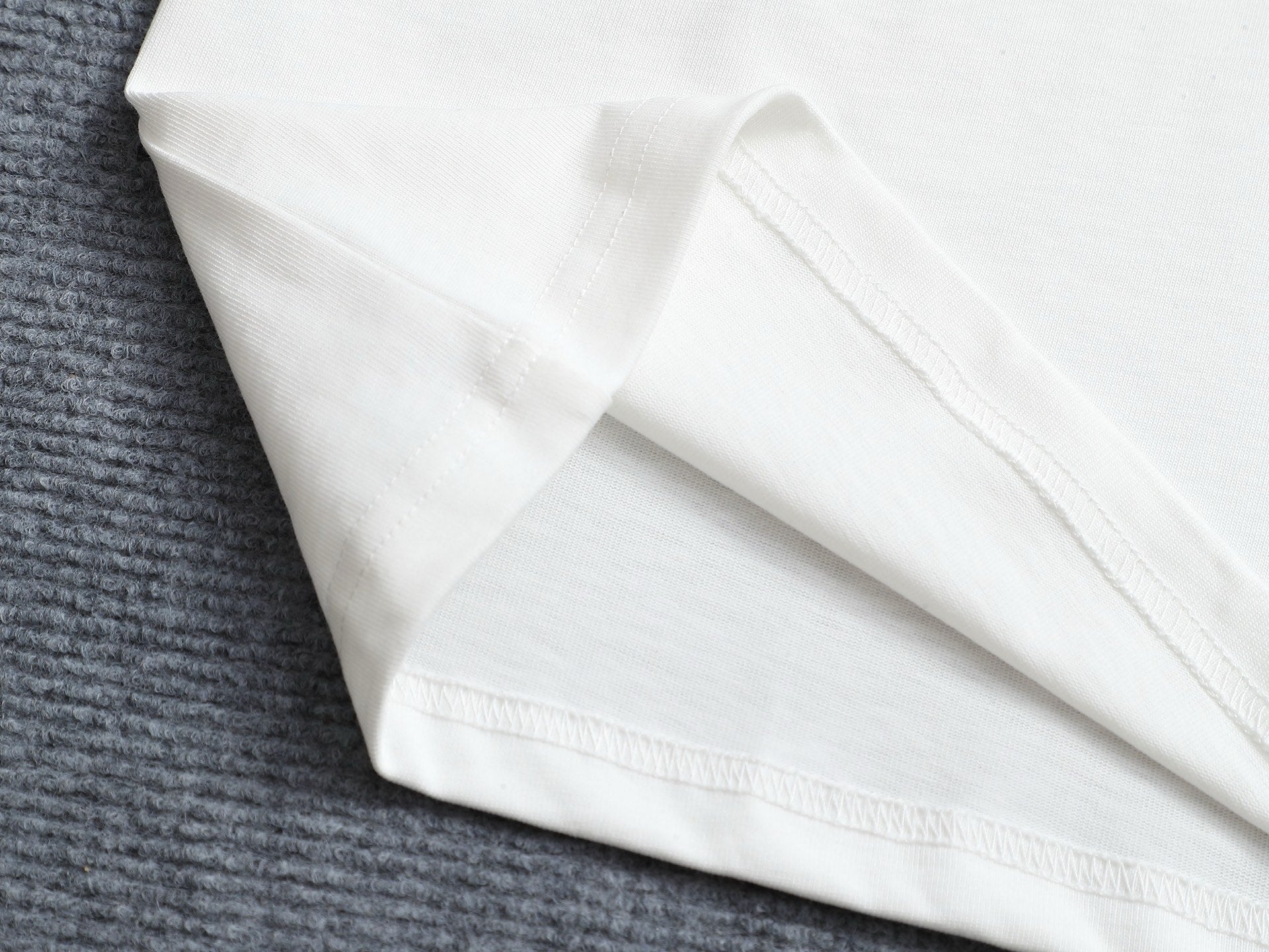 LuxluxHouse Best Quality Clothes Givenchy T-shirt