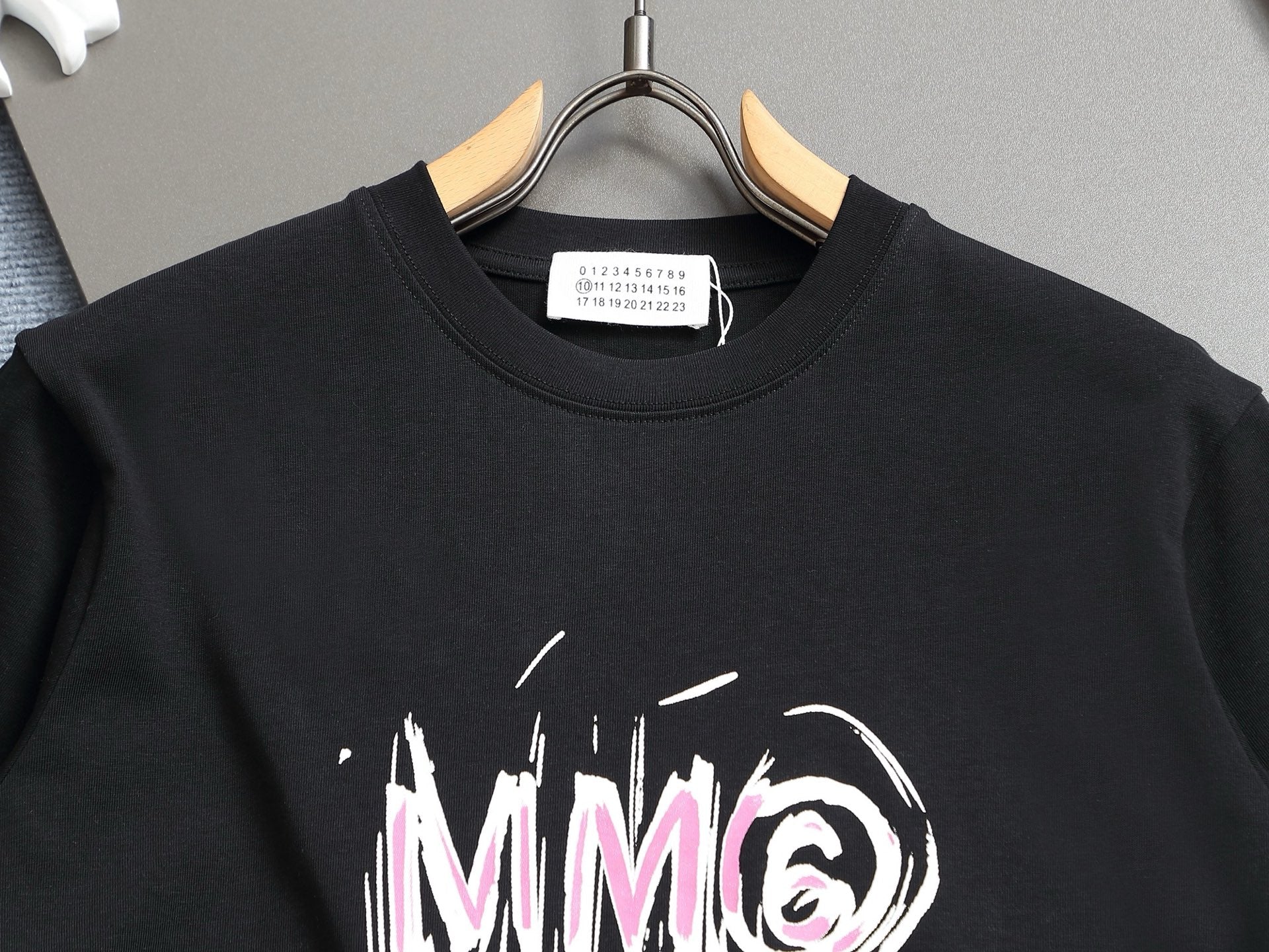 LuxluxHouse Best Quality Clothes T-shirt Chanel & Maison Margiela