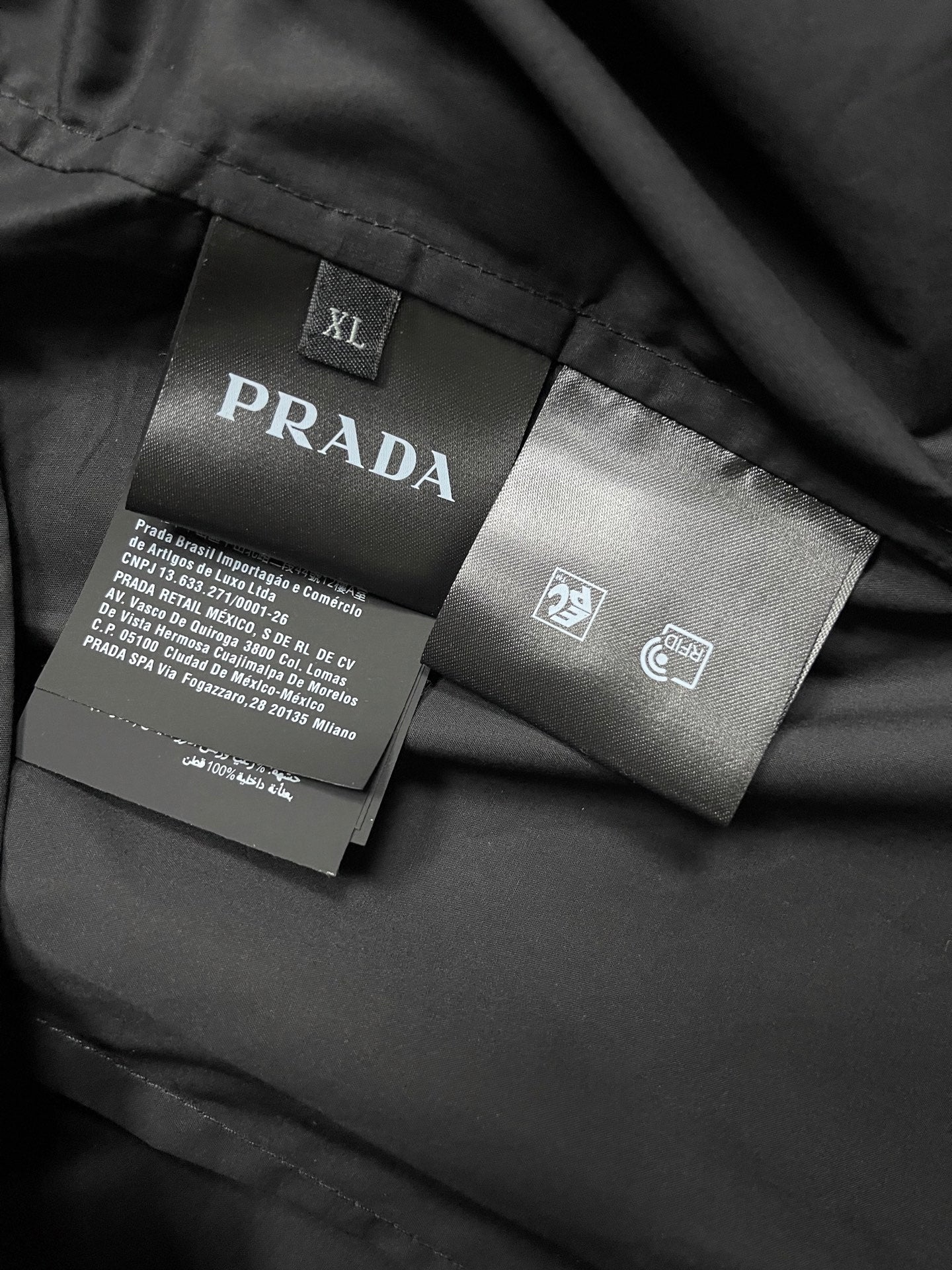 LuxluxHouse Best Quality Clothes Shirts&Polo Prada