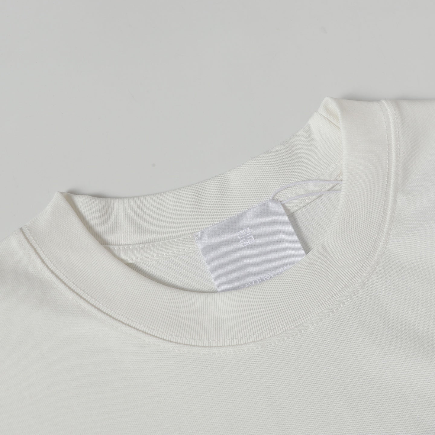 LuxluxHouse Best Quality Clothes Givenchy T-shirt