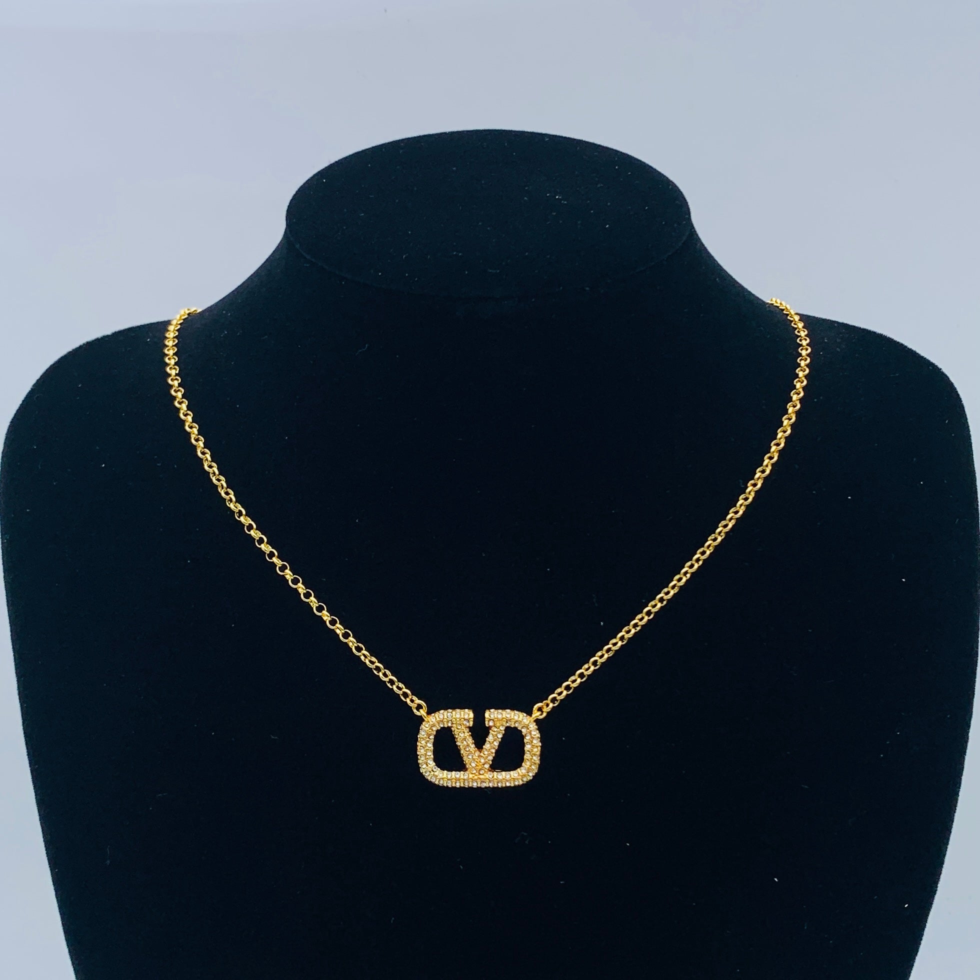 LuxluxHouse Low Price And High Quality Accessories Valentino