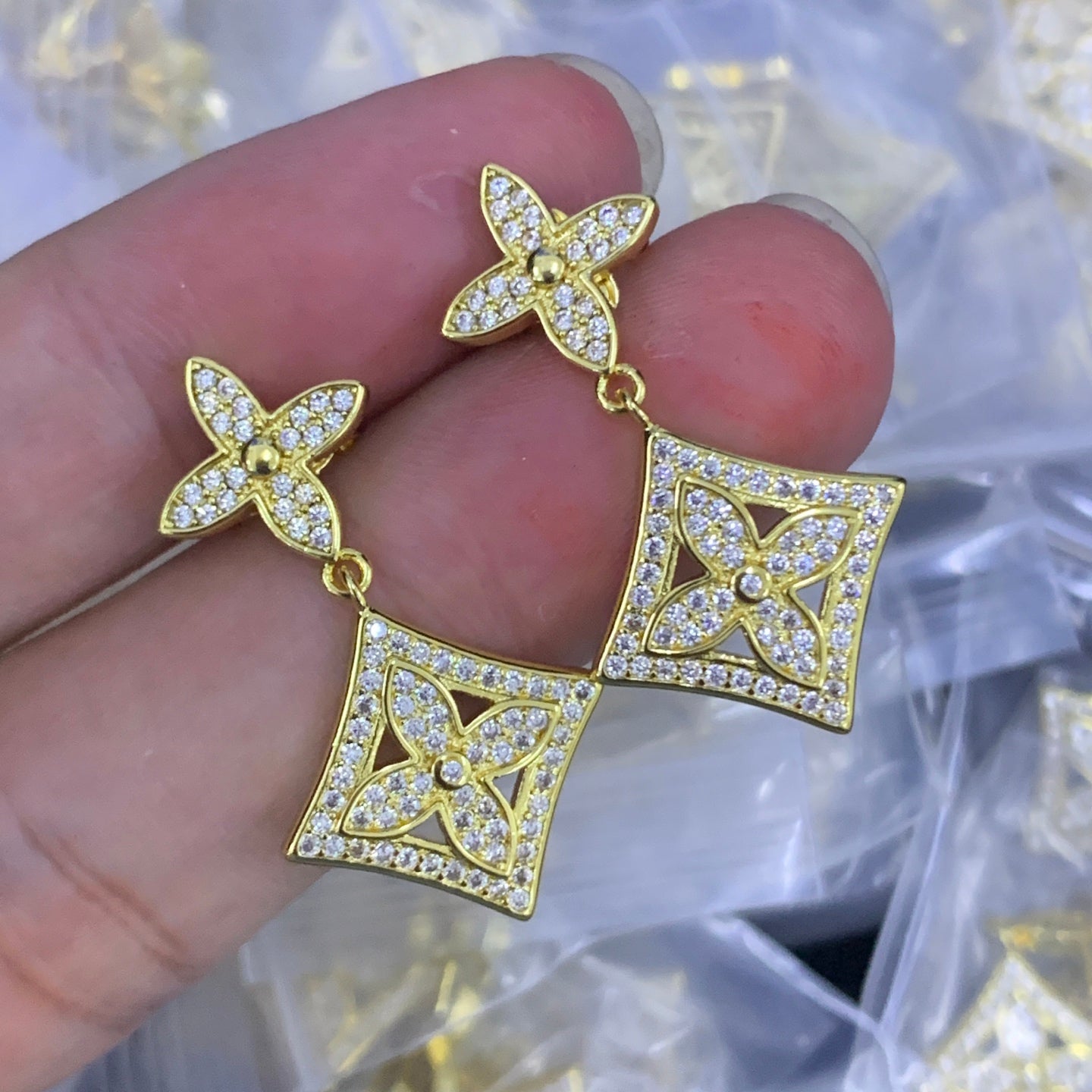 LuxluxHouse Low Price And High Quality Accessories Louis Vuitton
